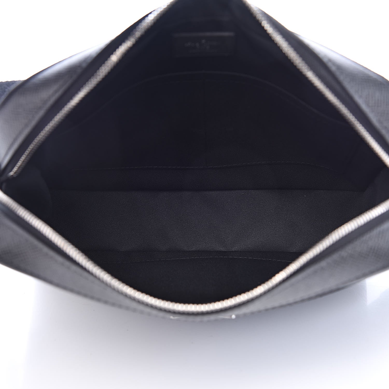 Louis Vuitton Taiga Anton Messenger PM Ardoise 5 of 10