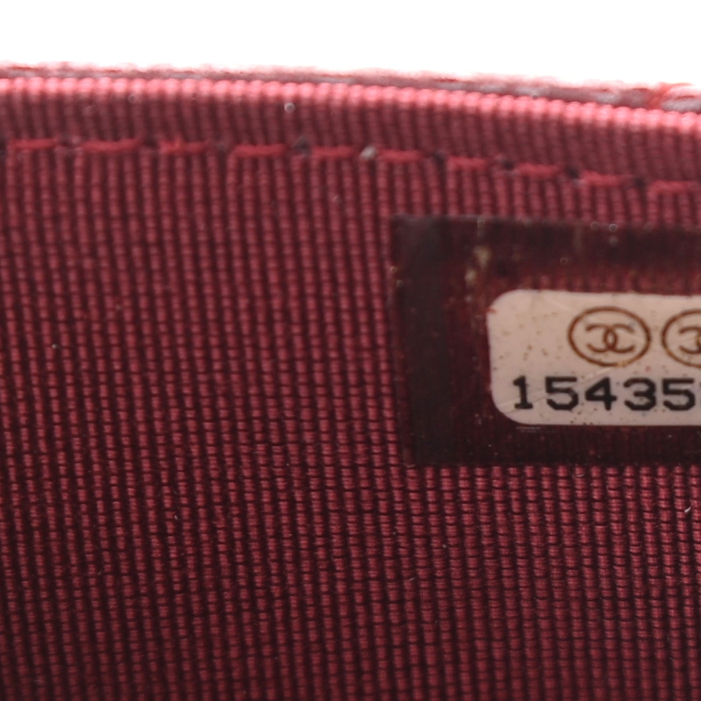 Caviar Quilted Wallet On Chain WOC Dark Red