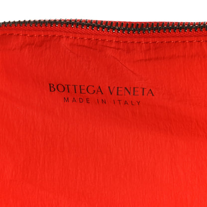 Bottega Veneta Calfskin Maxi Intrecciato Cassette Tote Nail Polish 7 of 11