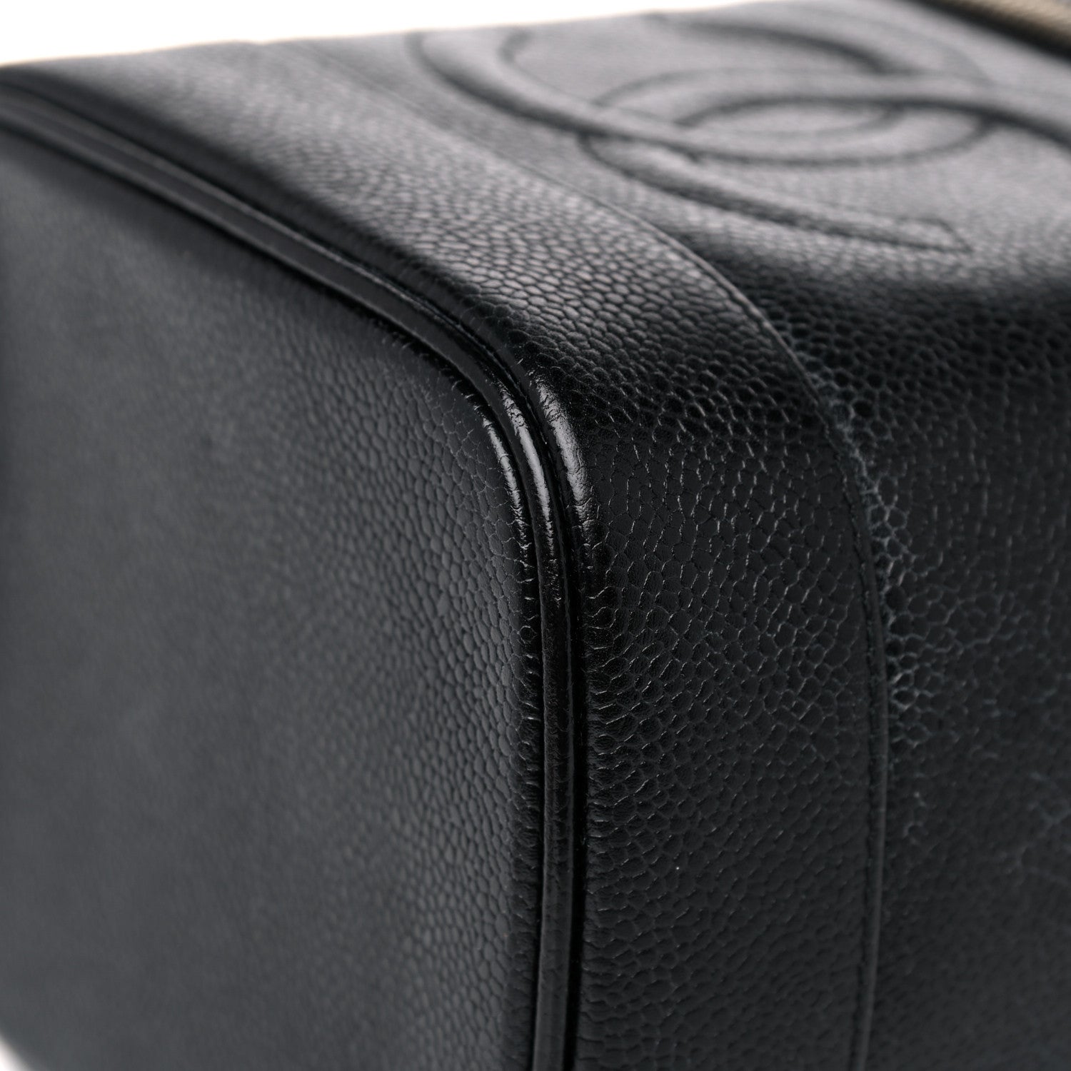 Chanel Caviar Vanity Cosmetic Case Black 13 of 17