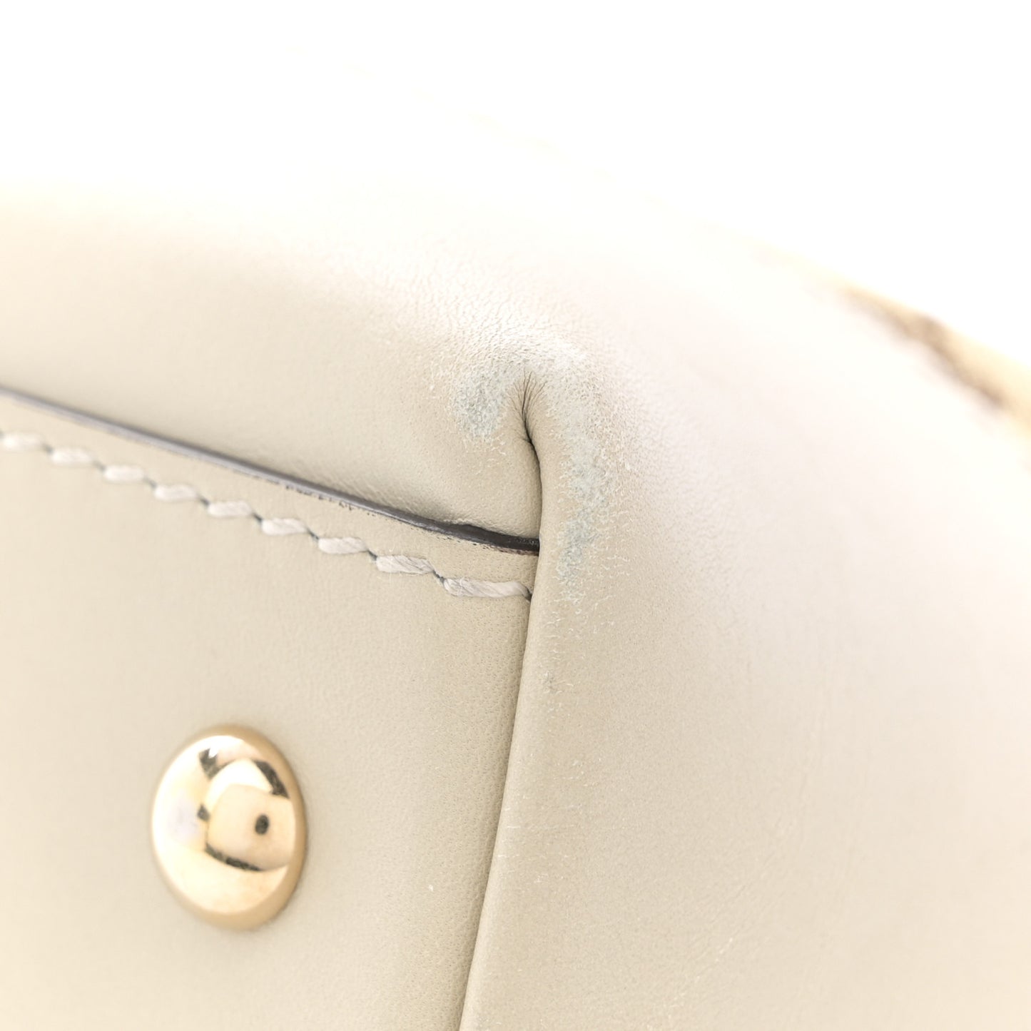 Monogram Medium Lovely Heart Hobo Off White