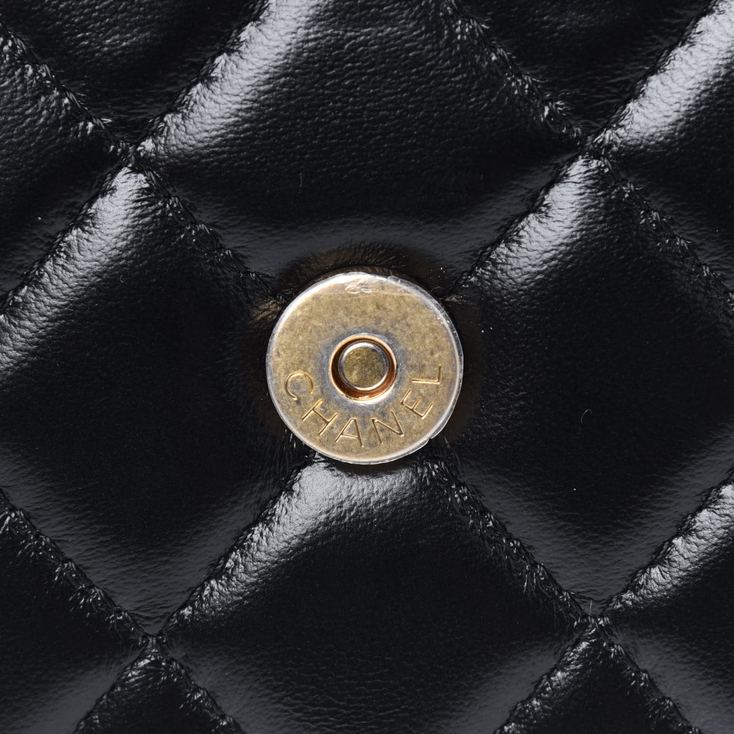 Lambskin Quilted Chain Around Wallet On Chain WOC Black
