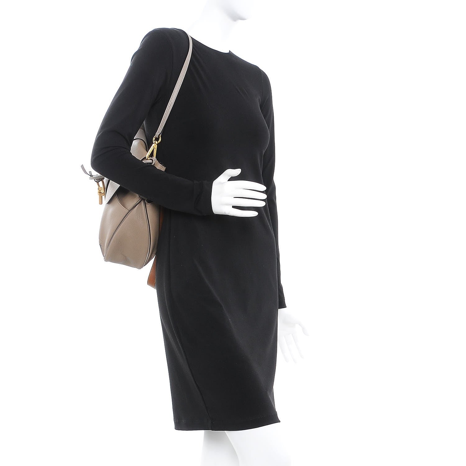 Chloe Grained Lambskin Medium Lexa Shoulder Bag Motty Grey 2 of 11