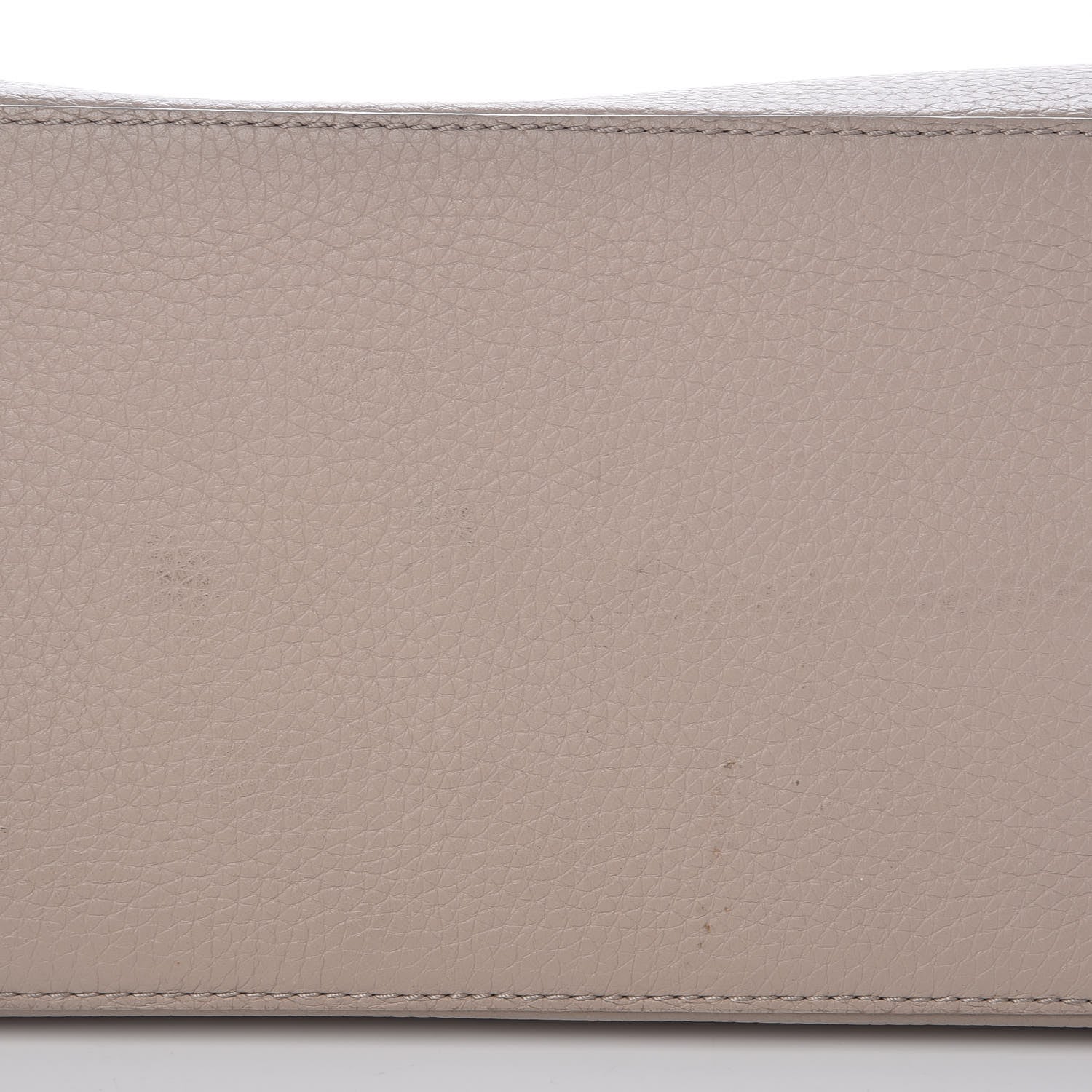 Louis Vuitton Taurillon Capucines MM Galet Coral Pebble 10 of 10