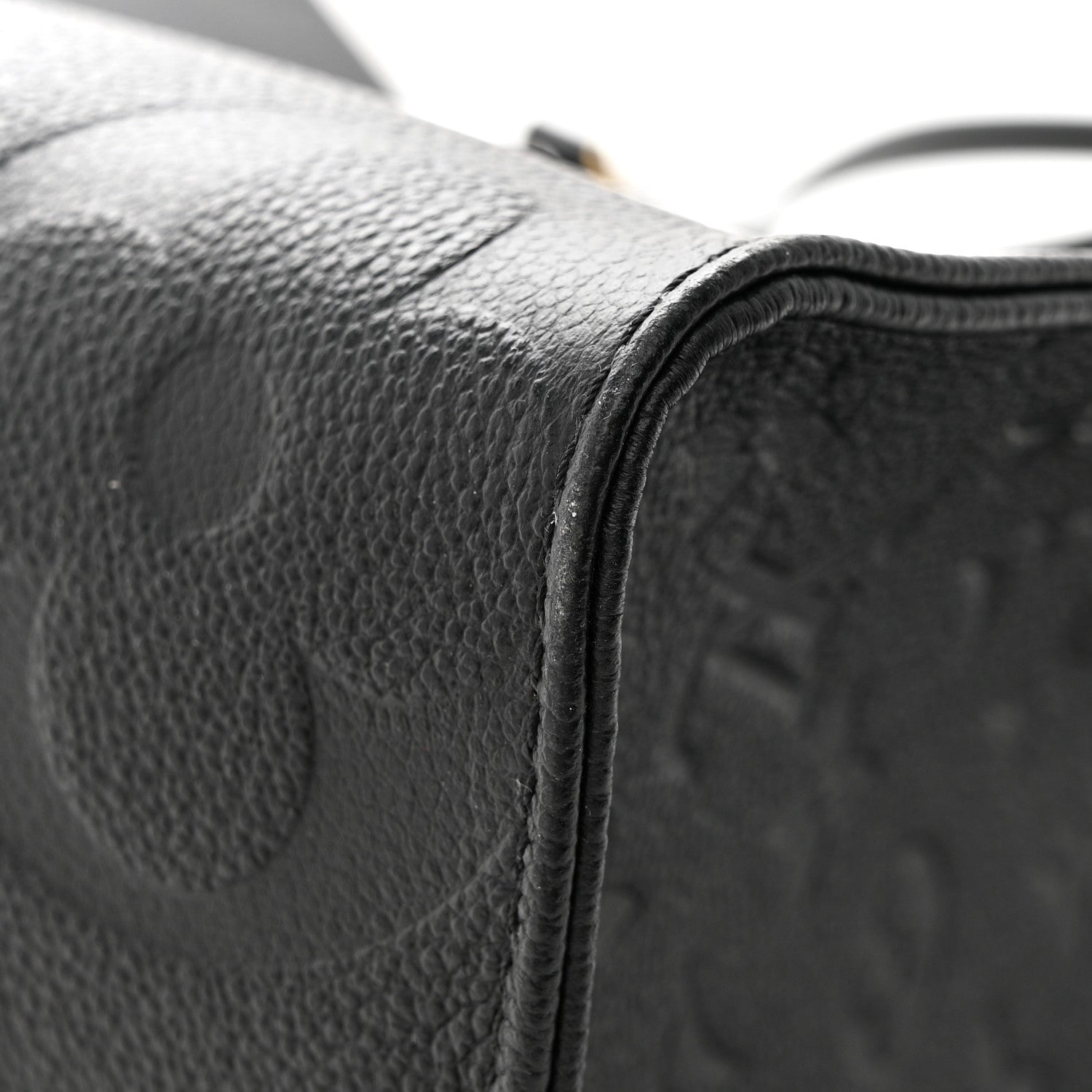 Louis Vuitton Empreinte Monogram Giant Onthego MM Black 10 of 10