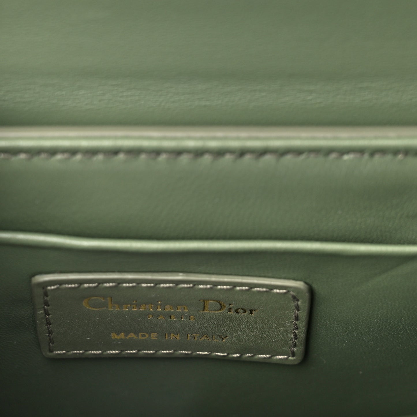 Box Calfskin 30 Montaigne Box Bag Mint Green