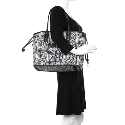 MCM Visetos Medium Liz Reversible Shopper Tote Black 2 of 17