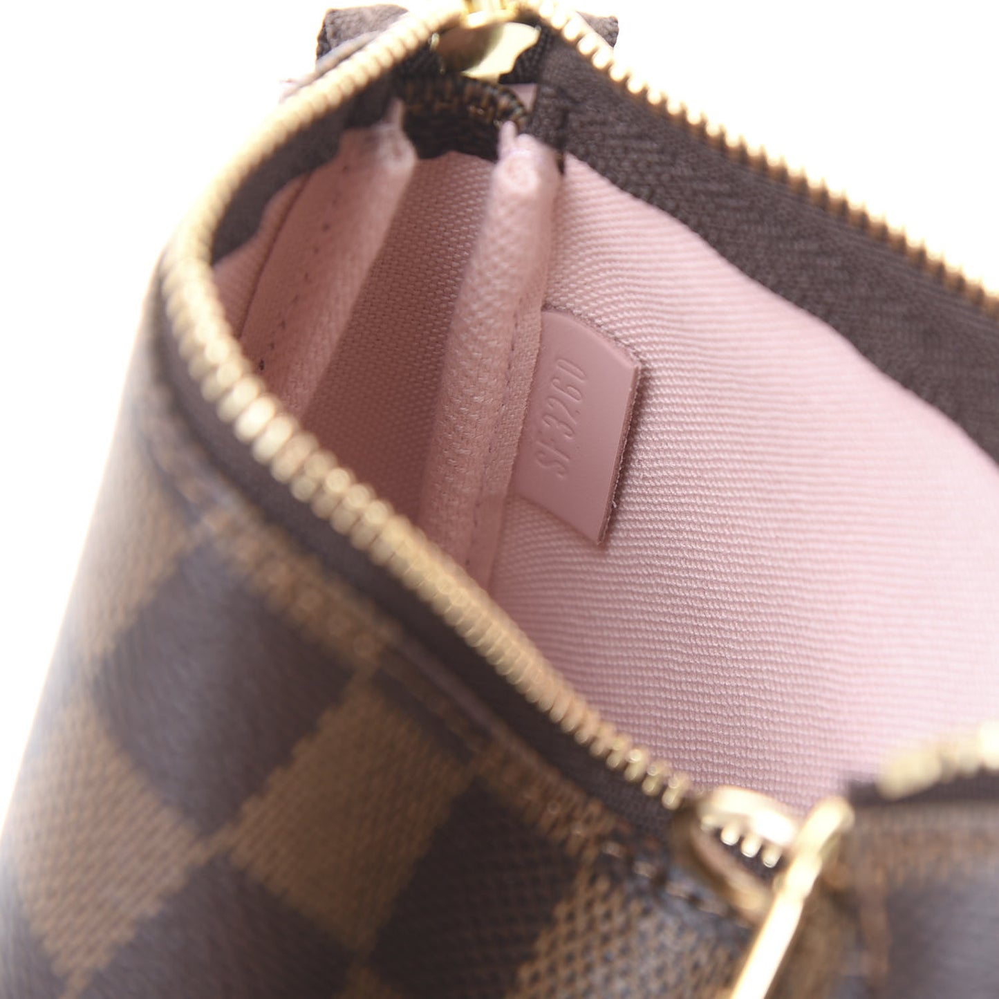 Damier Ebene 2020 Christmas Animation Big Wheel Mini Pochette Accessories Rose Ballerine