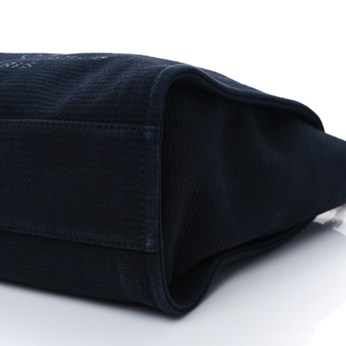 Mixed Fibers Medium Deauville Tote Black