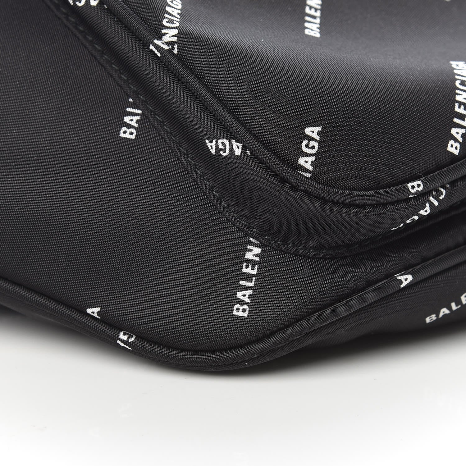 Balenciaga Twill Nylon Allover Logo Explorer Beltpack Black White 5 of 9