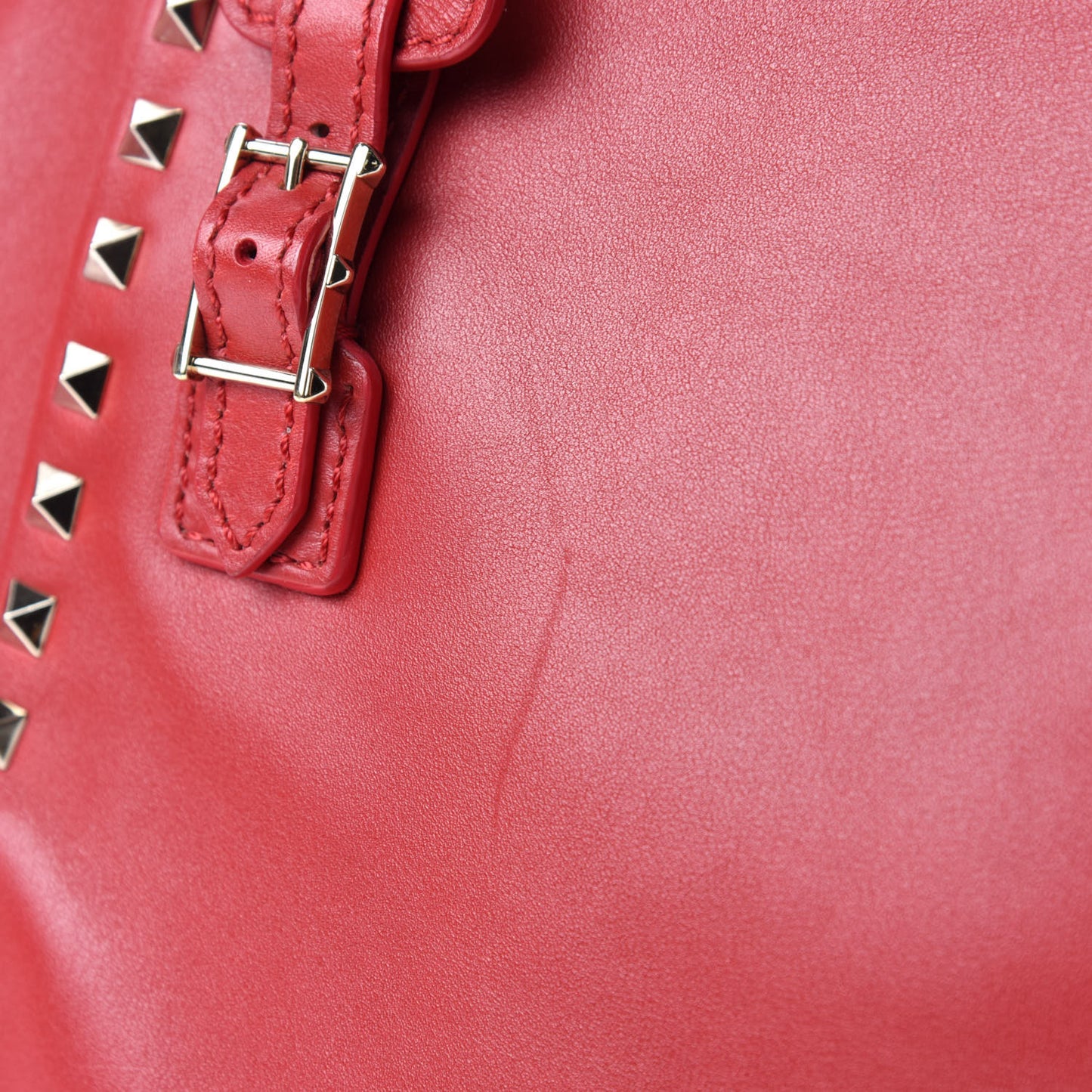 Vitello Rockstud Shoulder Bag Rosso Valentino