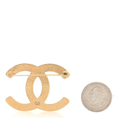 Chanel Metal CC Brooch Gold 2 of 4