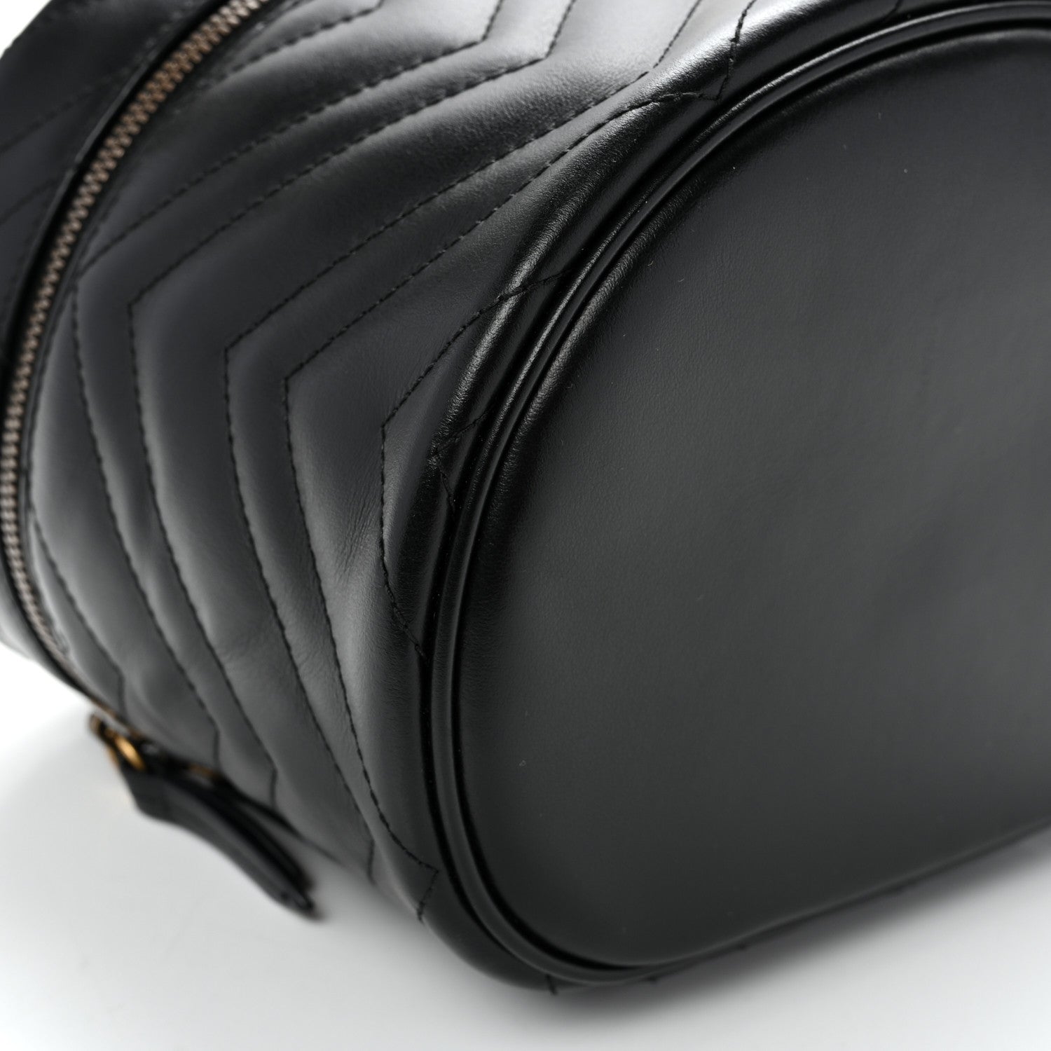 Gucci Calfskin Matelasse Small GG Marmont Vanity Cosmetic Case Black 9 of 11