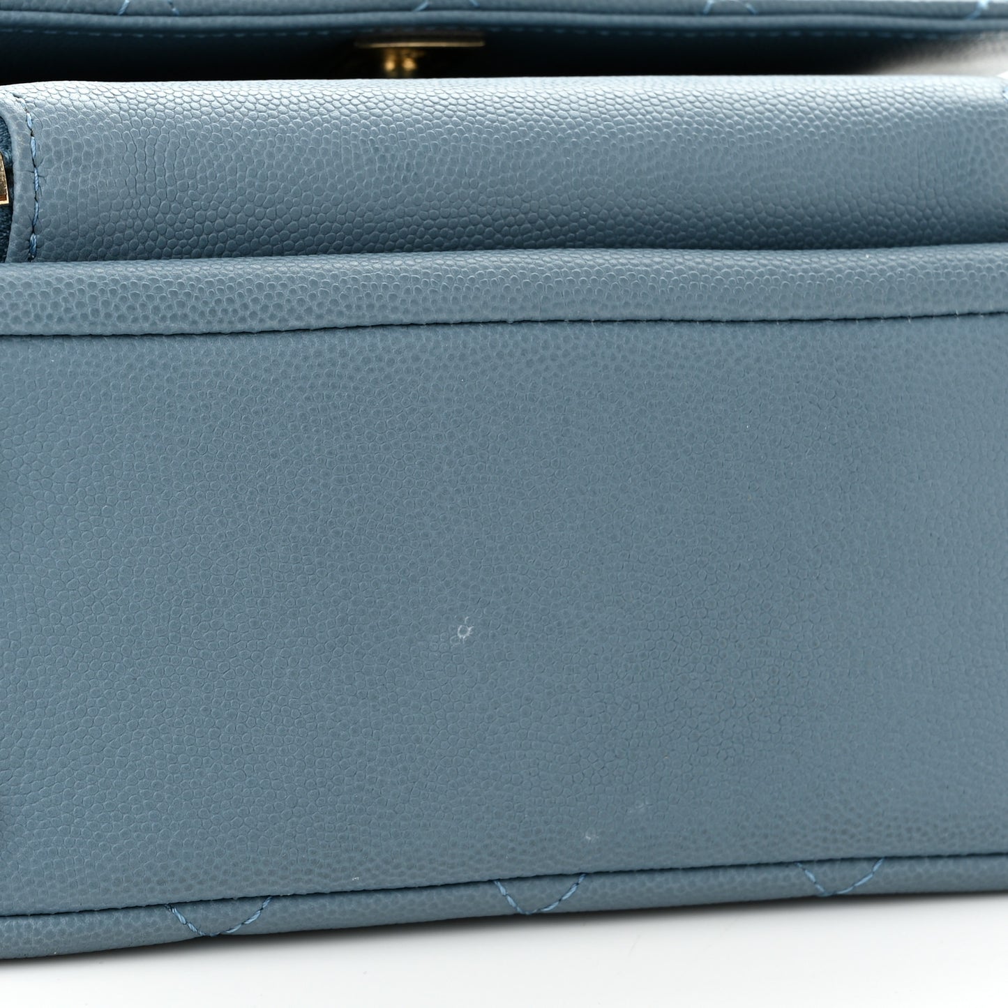 Caviar Quilted Medium Business Affinity Flap Blue