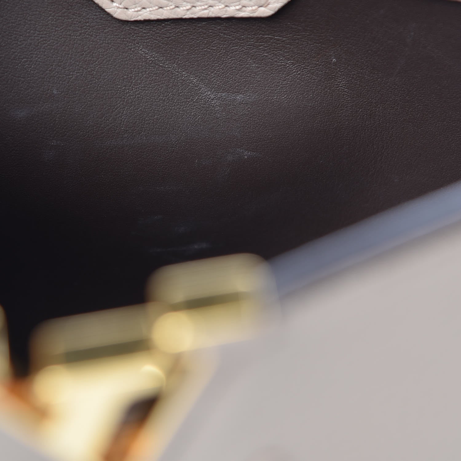 Louis Vuitton Taurillon Capucines PM Galet 8 of 8