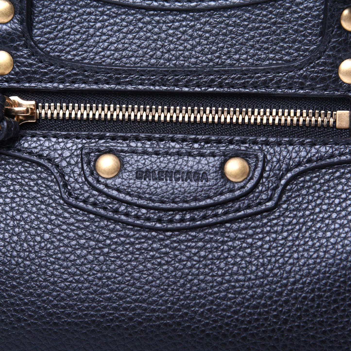 Grained Calfskin Neo Classic Gold Hardware Mini City Black