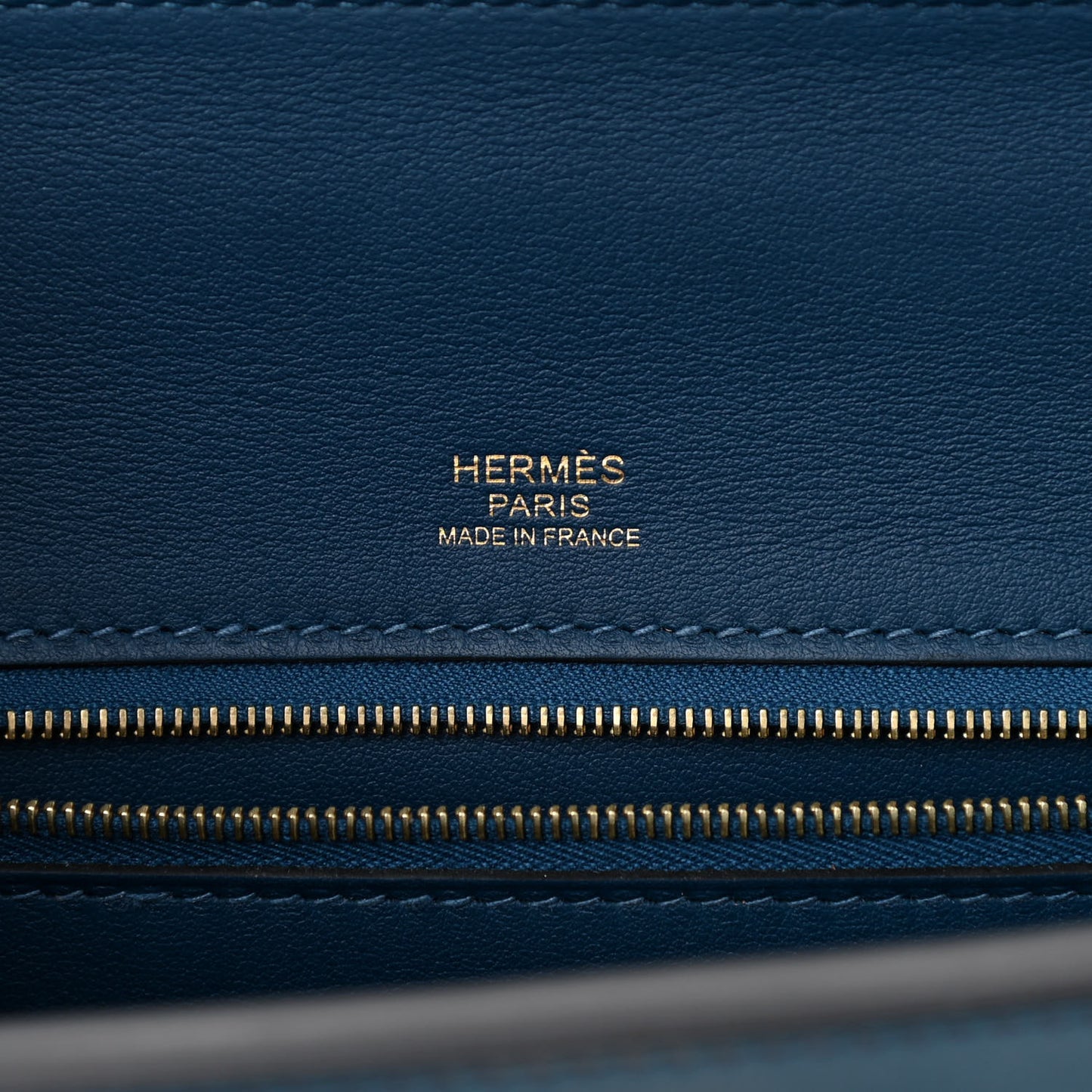 Togo Swift 24/24 29 Deep Blue Bleu De Prusse