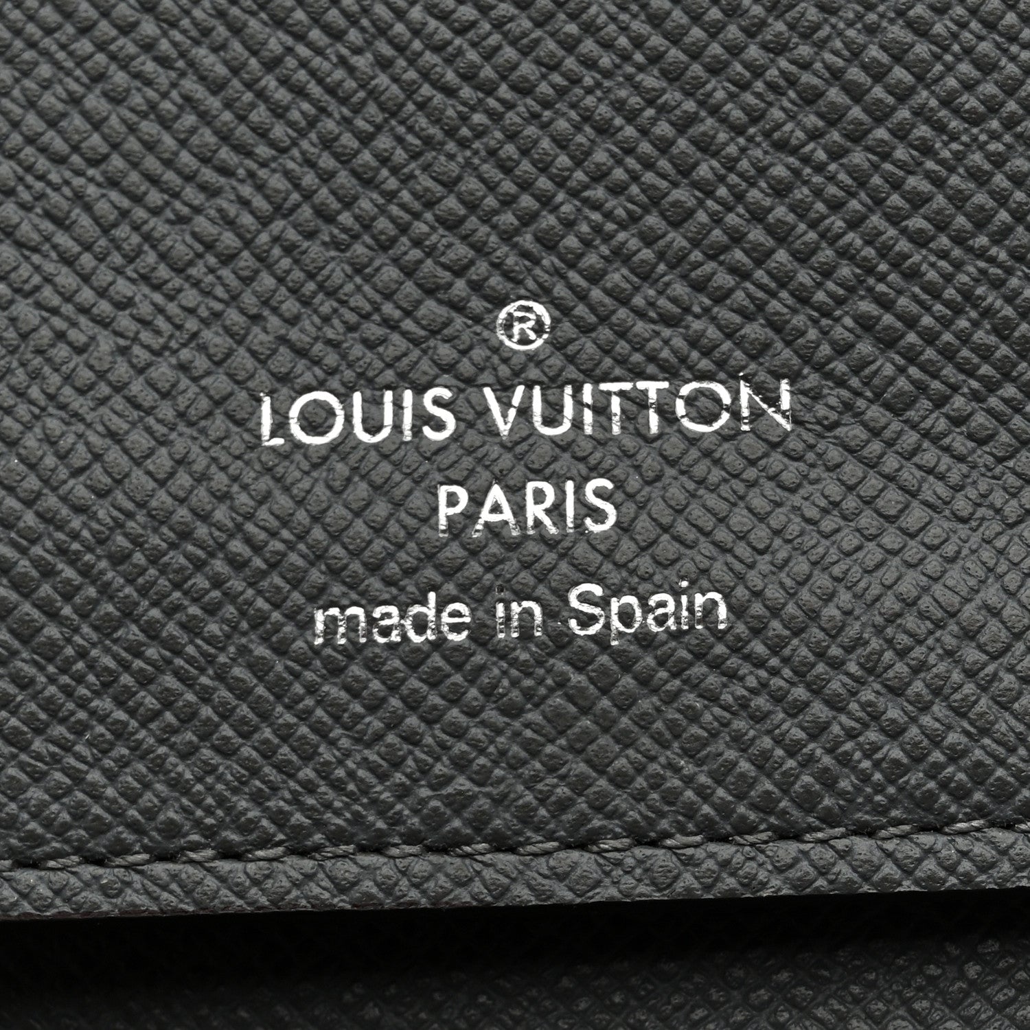 Louis Vuitton Taiga Vertical Zippy Wallet Glacier 7 of 7