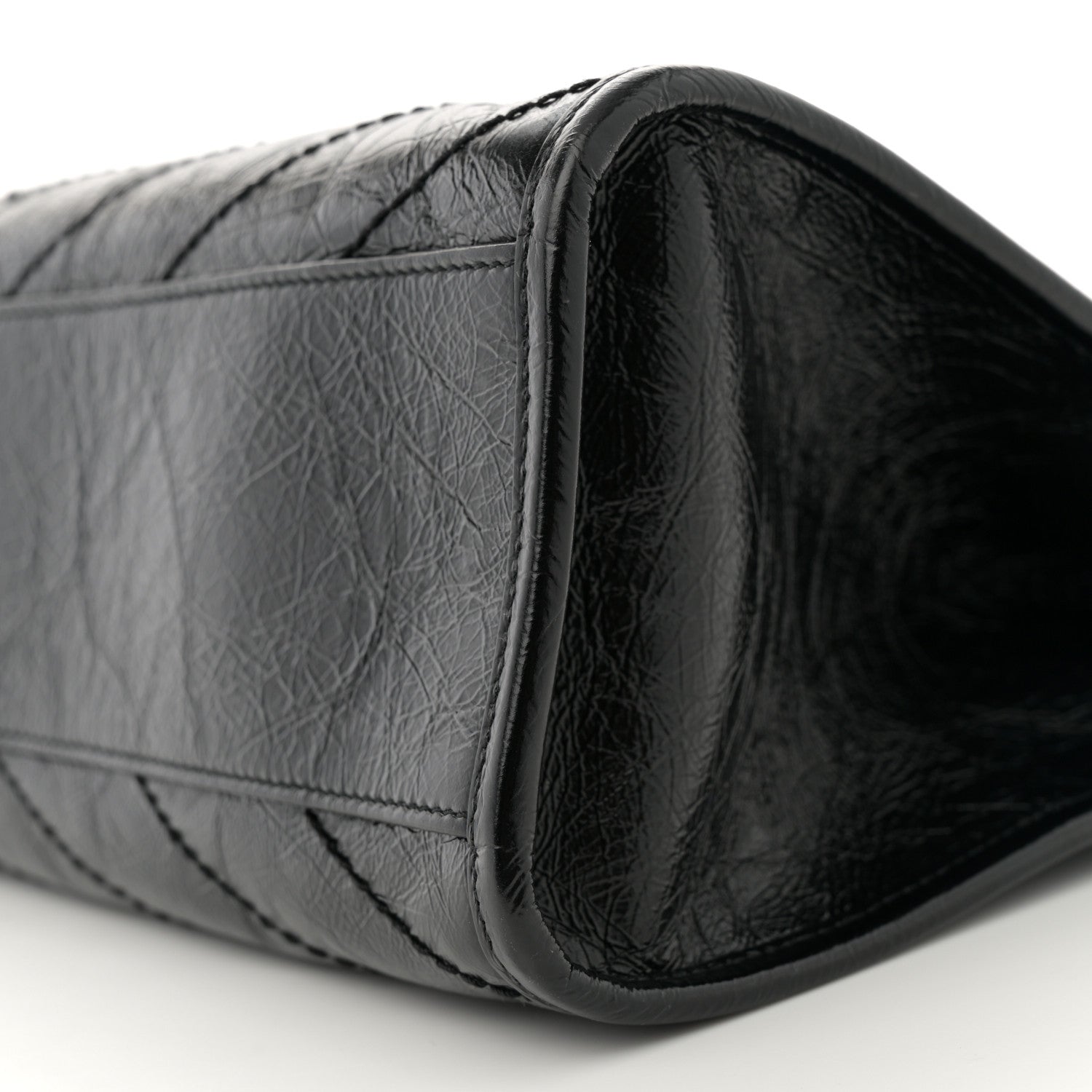 Saint Laurent Crinkled Calfskin Matelasse Monogram Medium Niki Shopper Tote Black 10 of 10