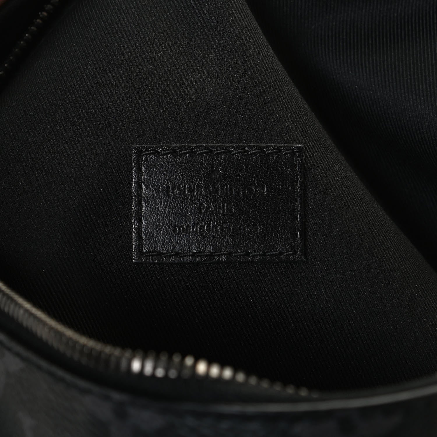 Louis Vuitton Monogram Eclipse Discovery Bumbag 6 of 12