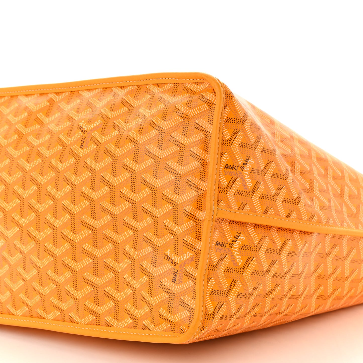 Goyardine Reversible Anjou GM Yellow