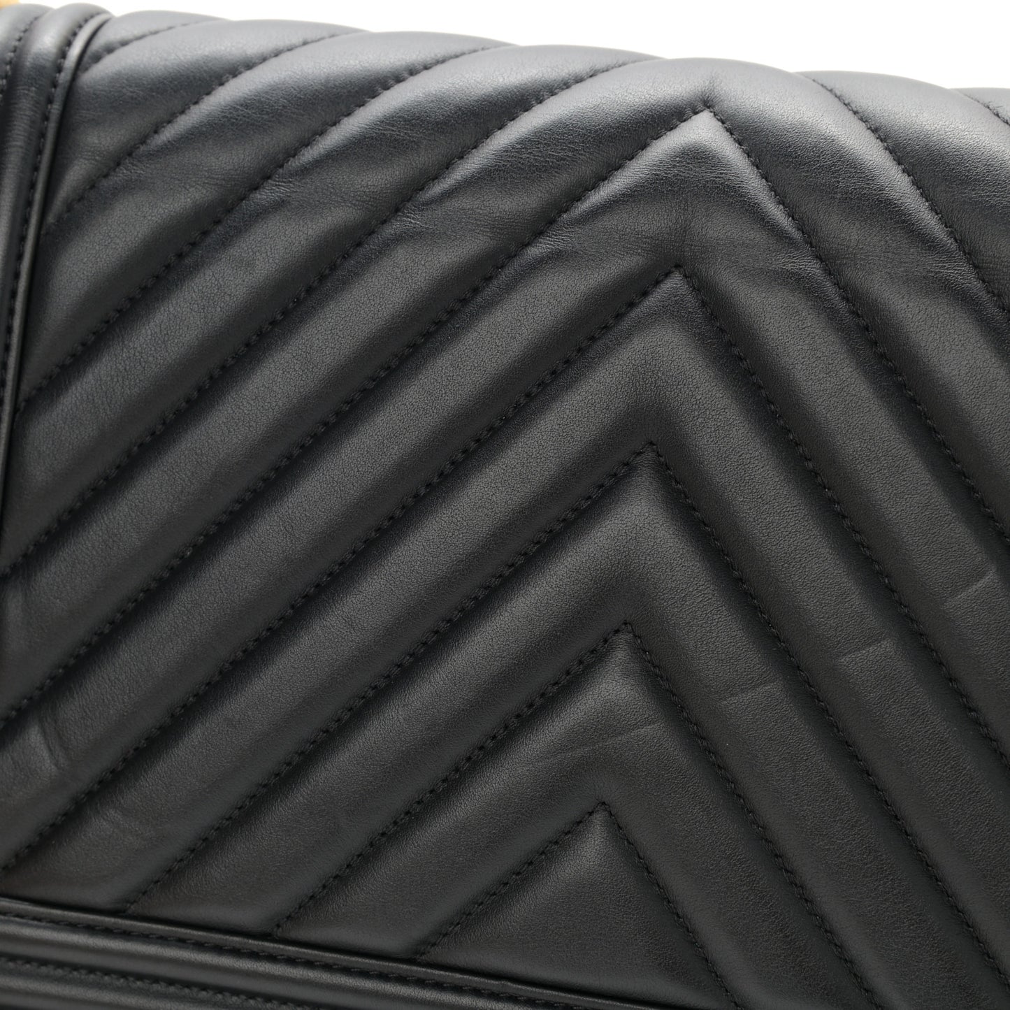 Calfskin Chevron Quilted New Medium Boy Flap Black