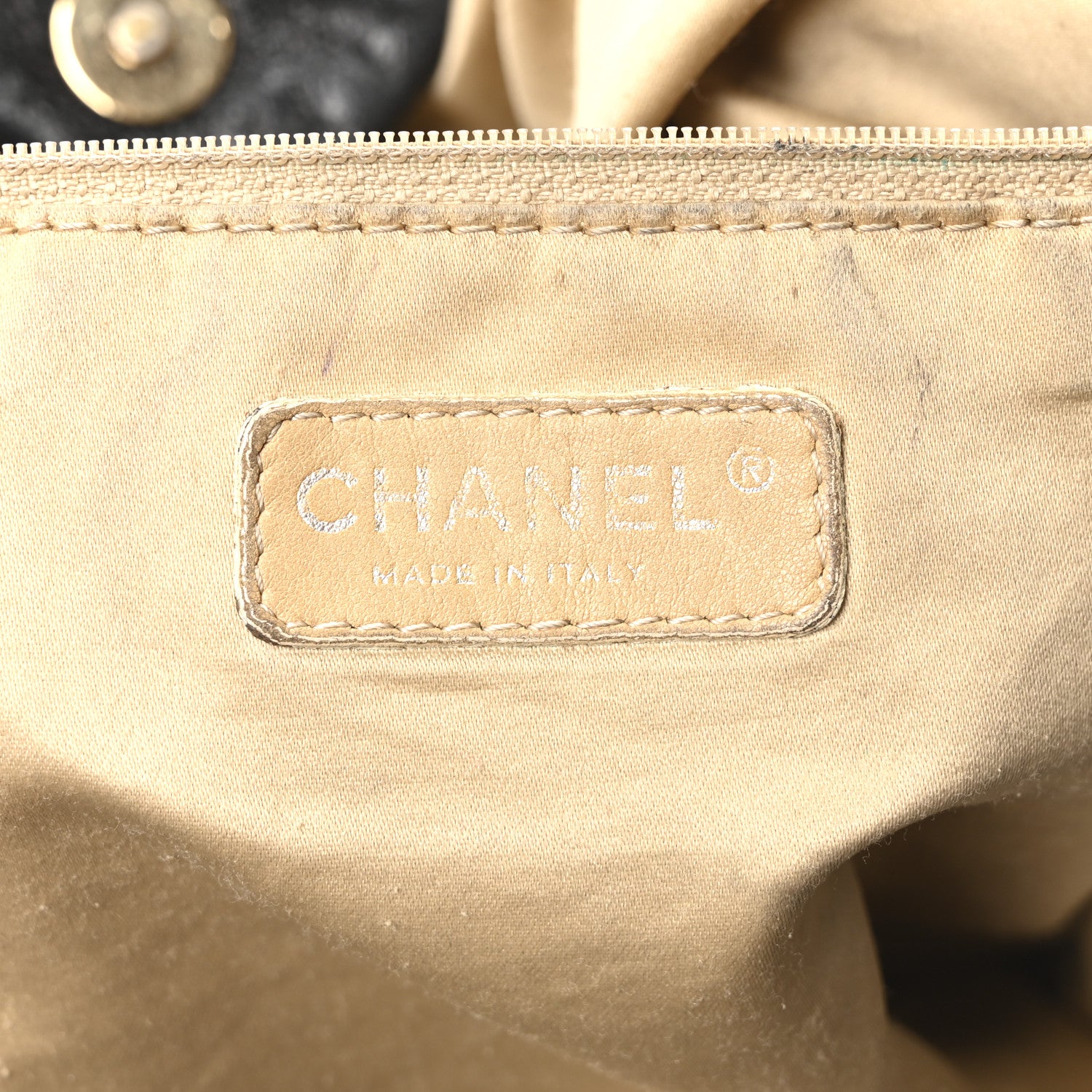 Chanel Vinyl XL Rock and Chain Flap Black 6 of 9