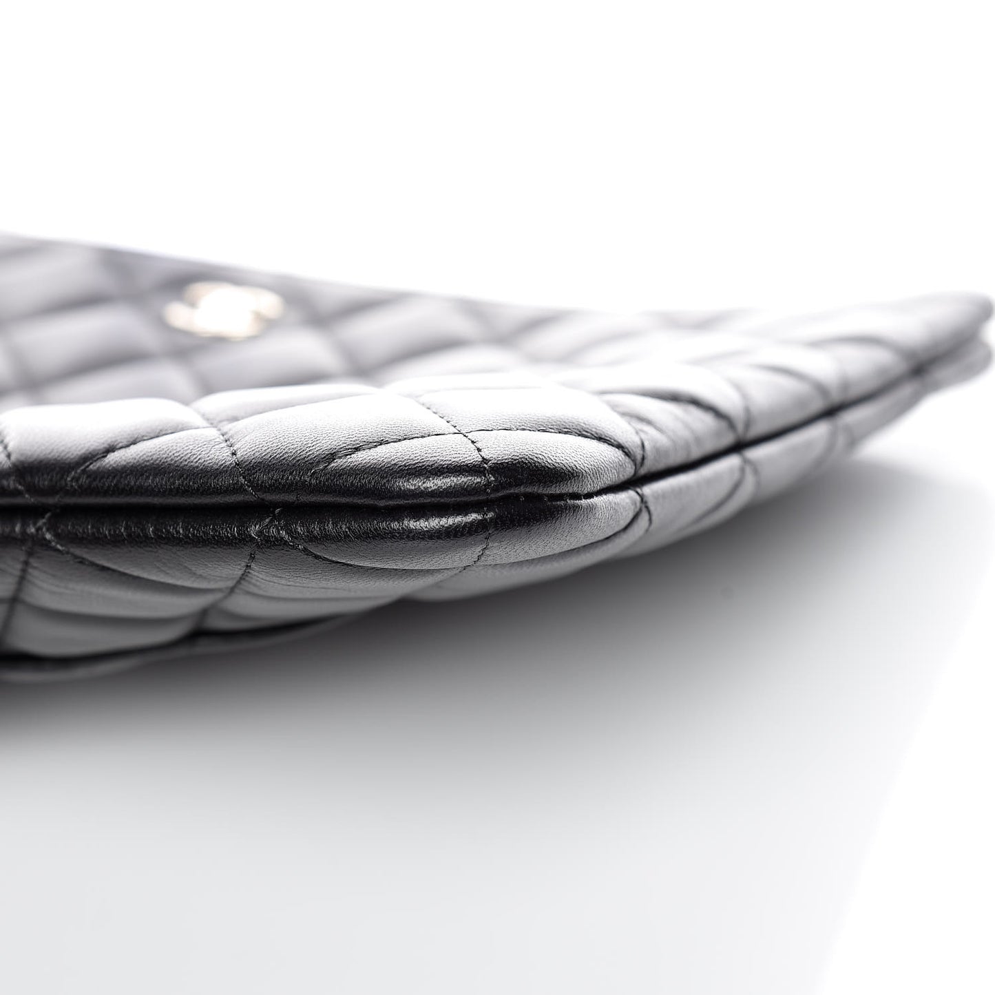 Lambskin Quilted Medium Cosmetic Case Black