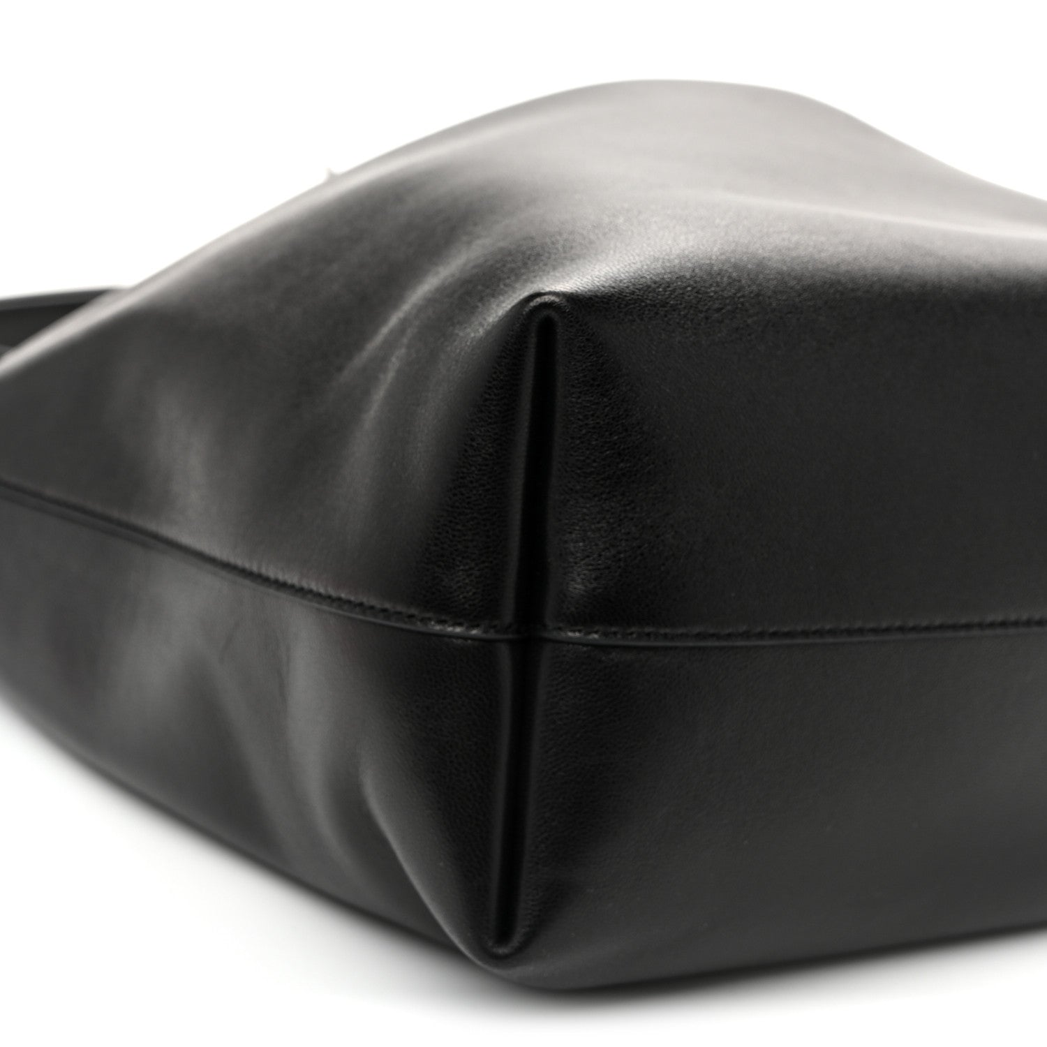 Saint Laurent Lambskin Paris VII Pochon Black 8 of 9