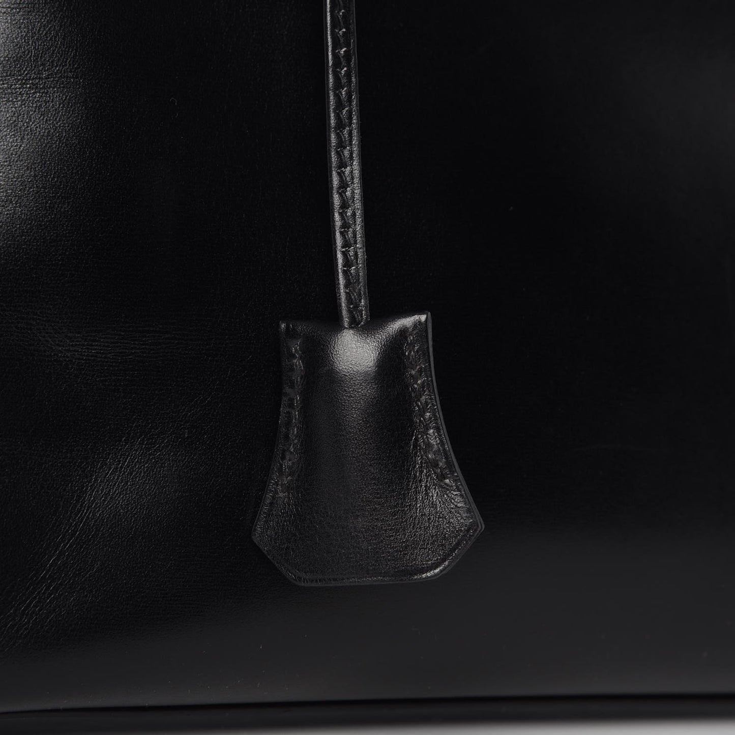 Box Kelly Retourne 32 Black