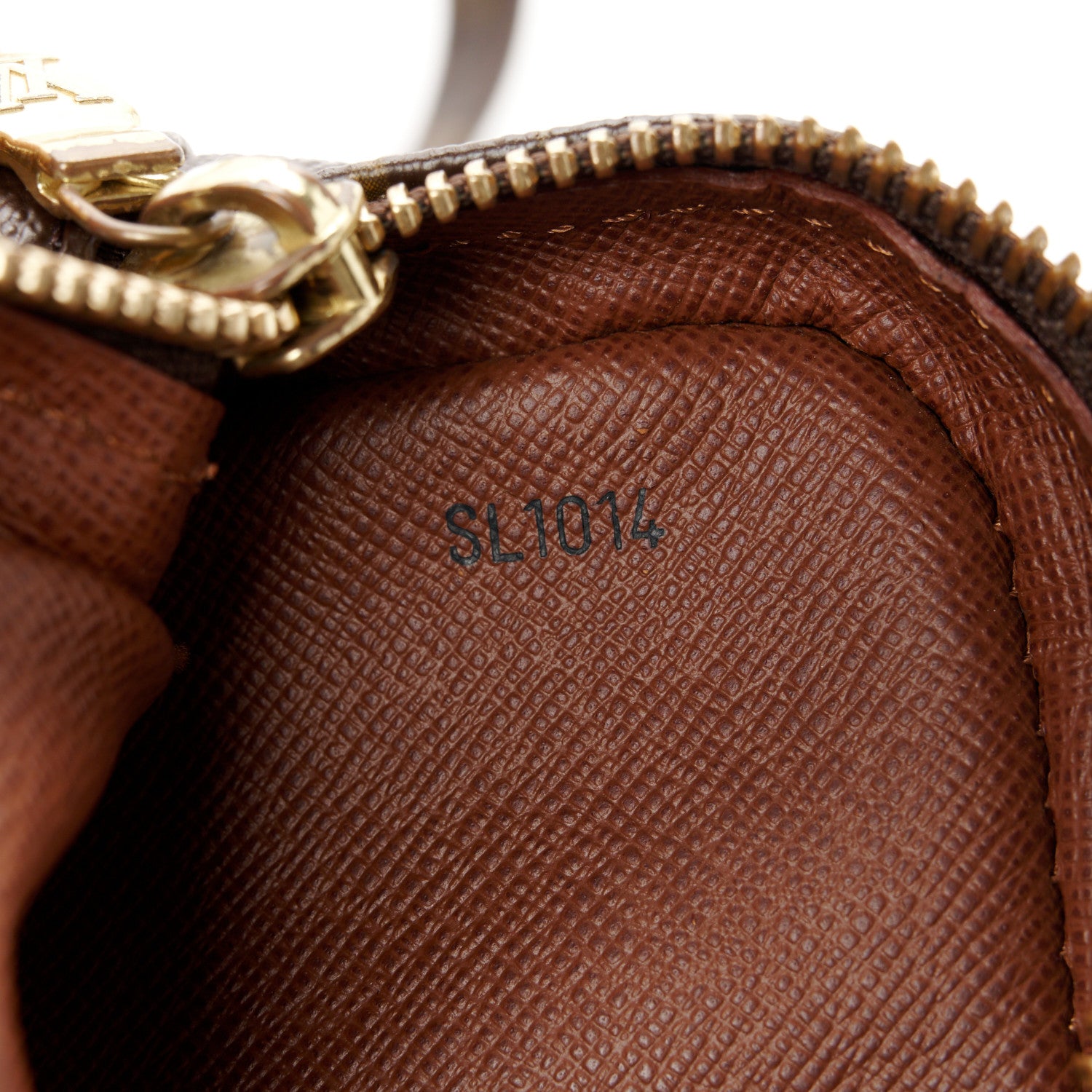 Louis Vuitton Monogram Danube 21 7 of 10