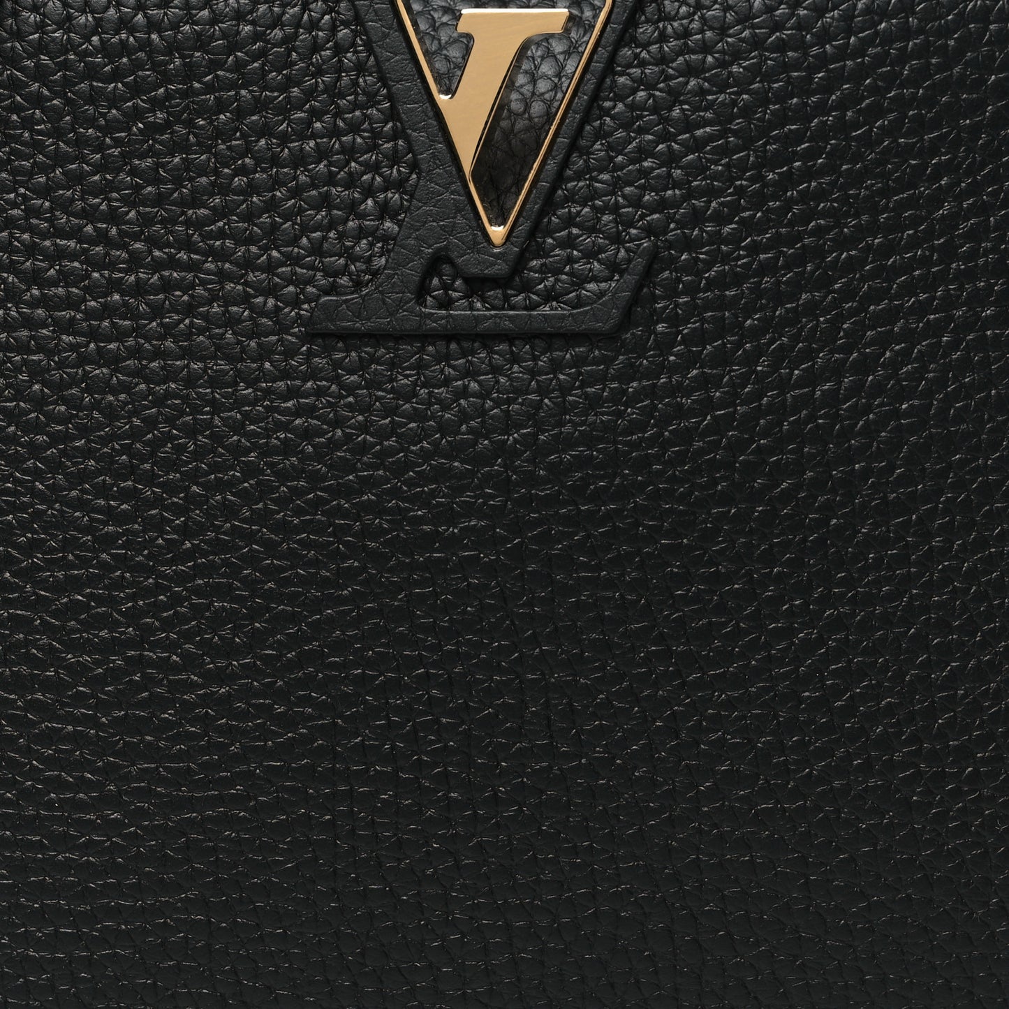 Taurillon Capucines BB  Black