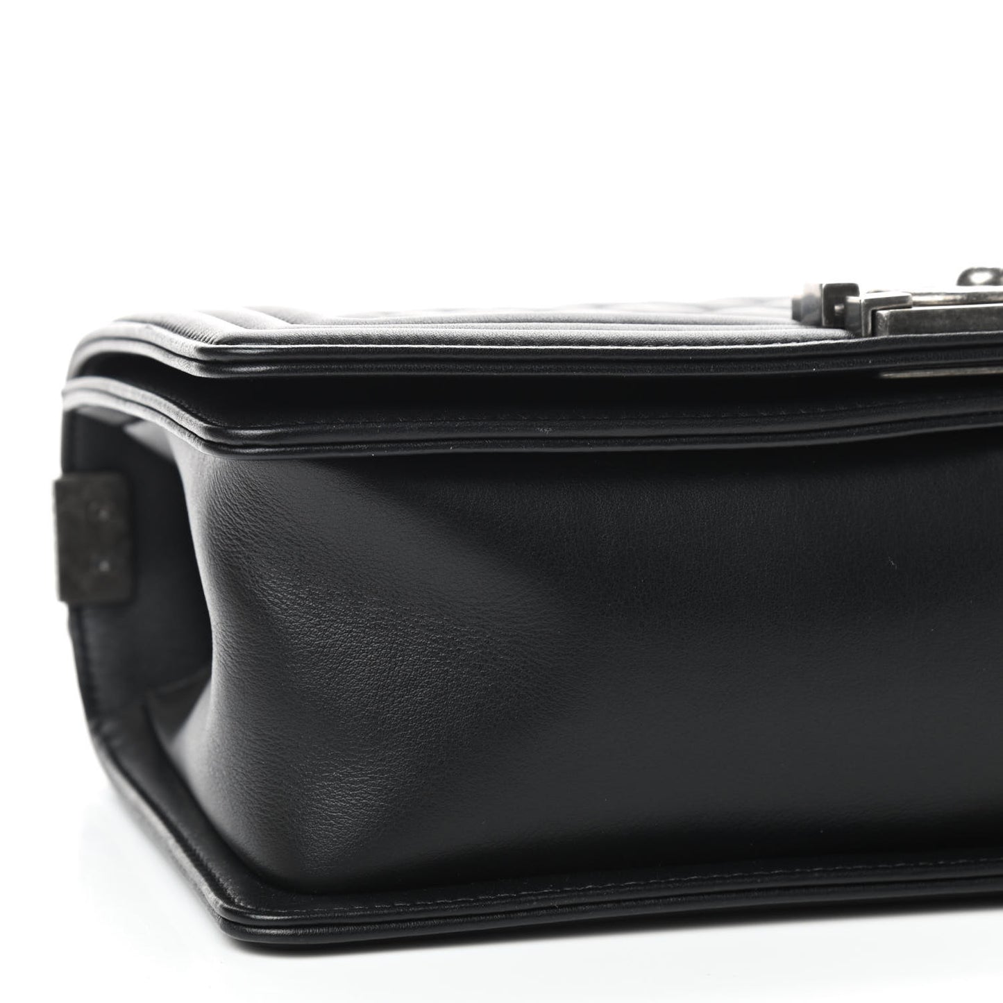 Calfskin Quilted Medium Boy Flap Black