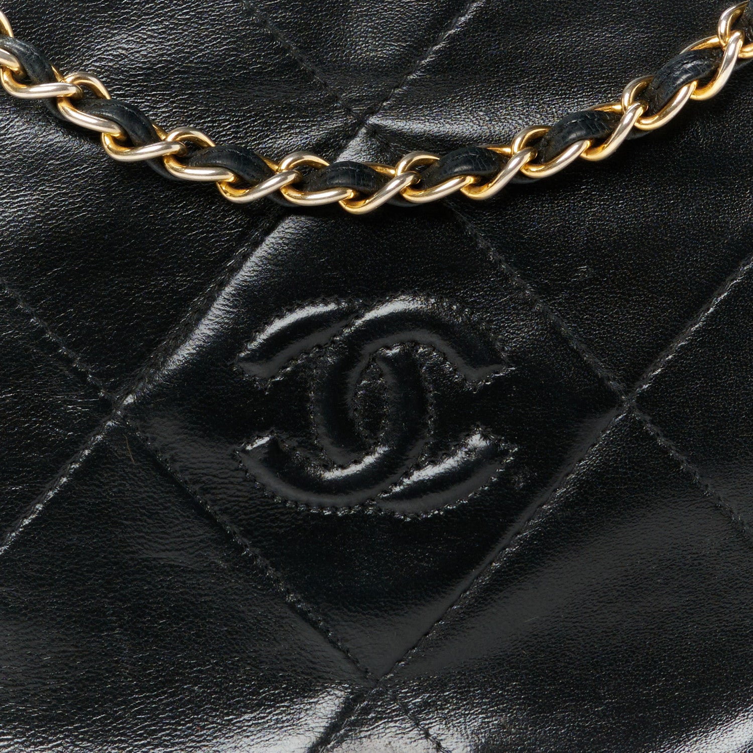 Chanel Lambskin Diamond CC Flap Black 9 of 11