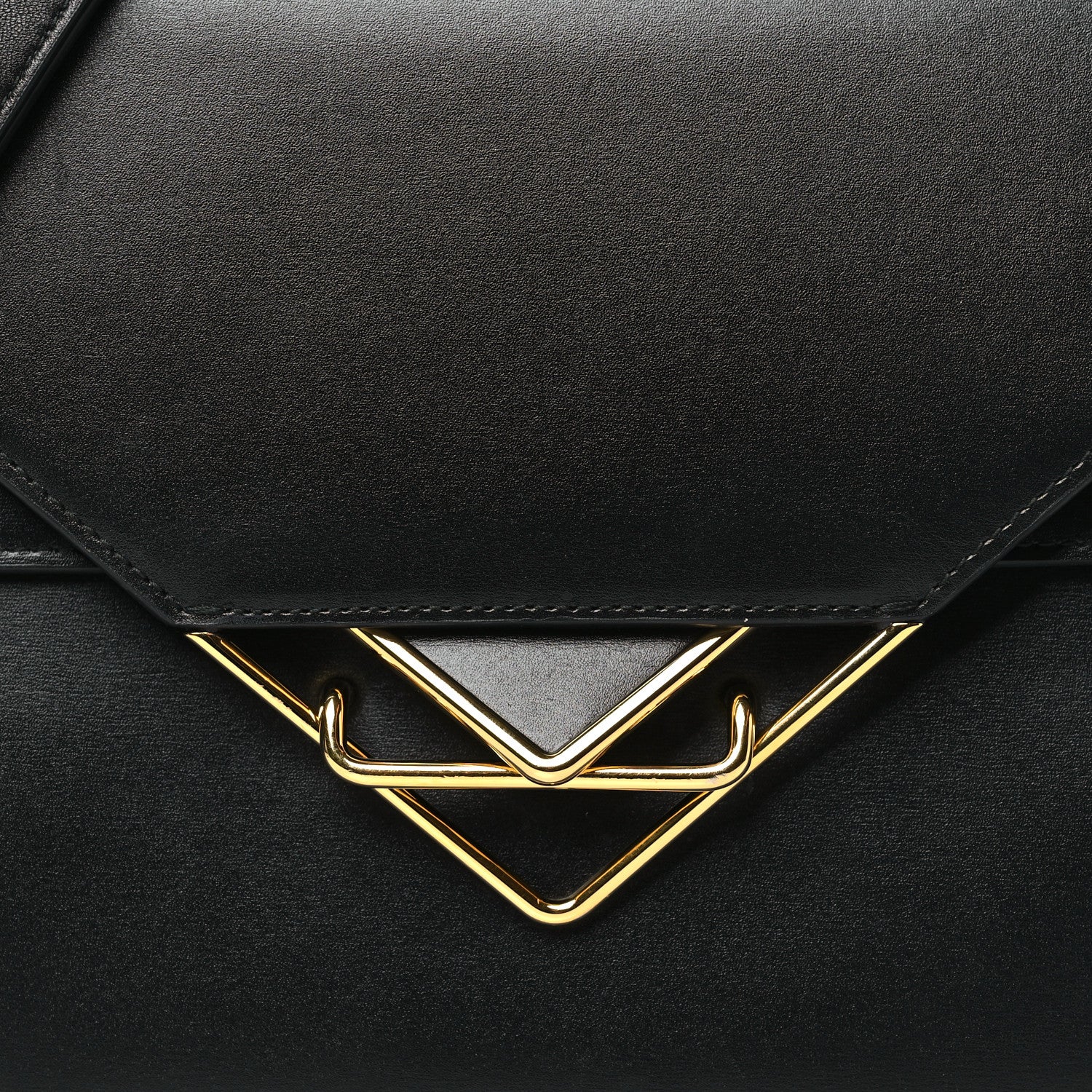 Bottega Veneta Box Calfskin Nappa Clip Bag Black 8 of 11