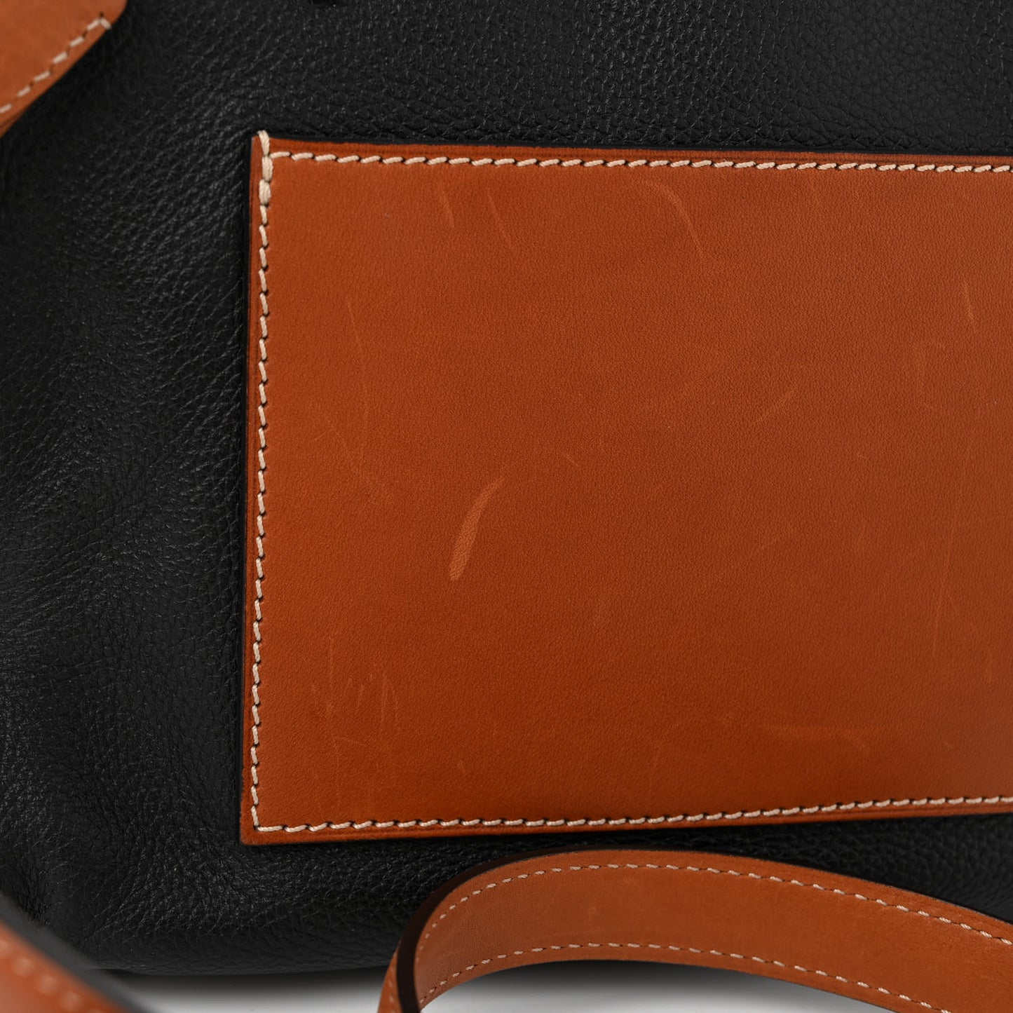 Taurillon Blush Danse Plume PM Black Cognac