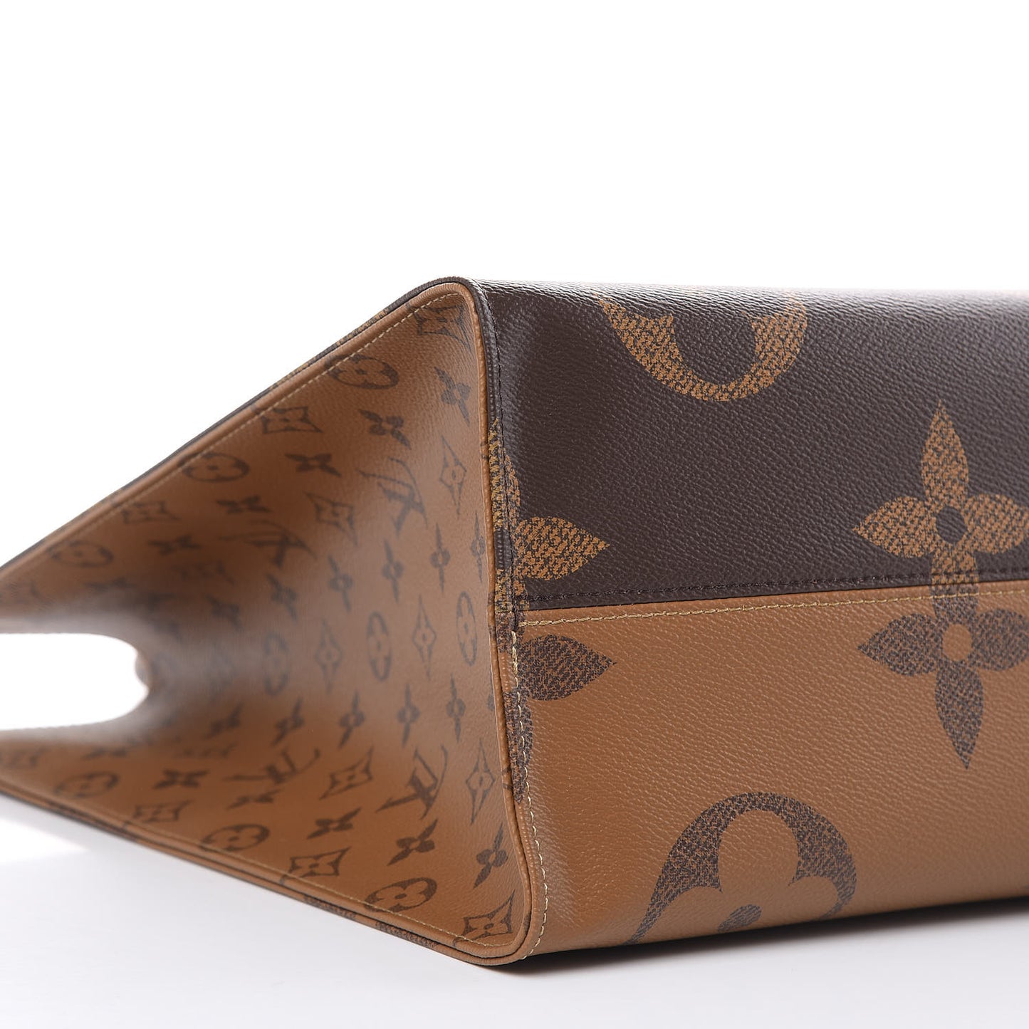 Reverse Monogram Giant Onthego GM