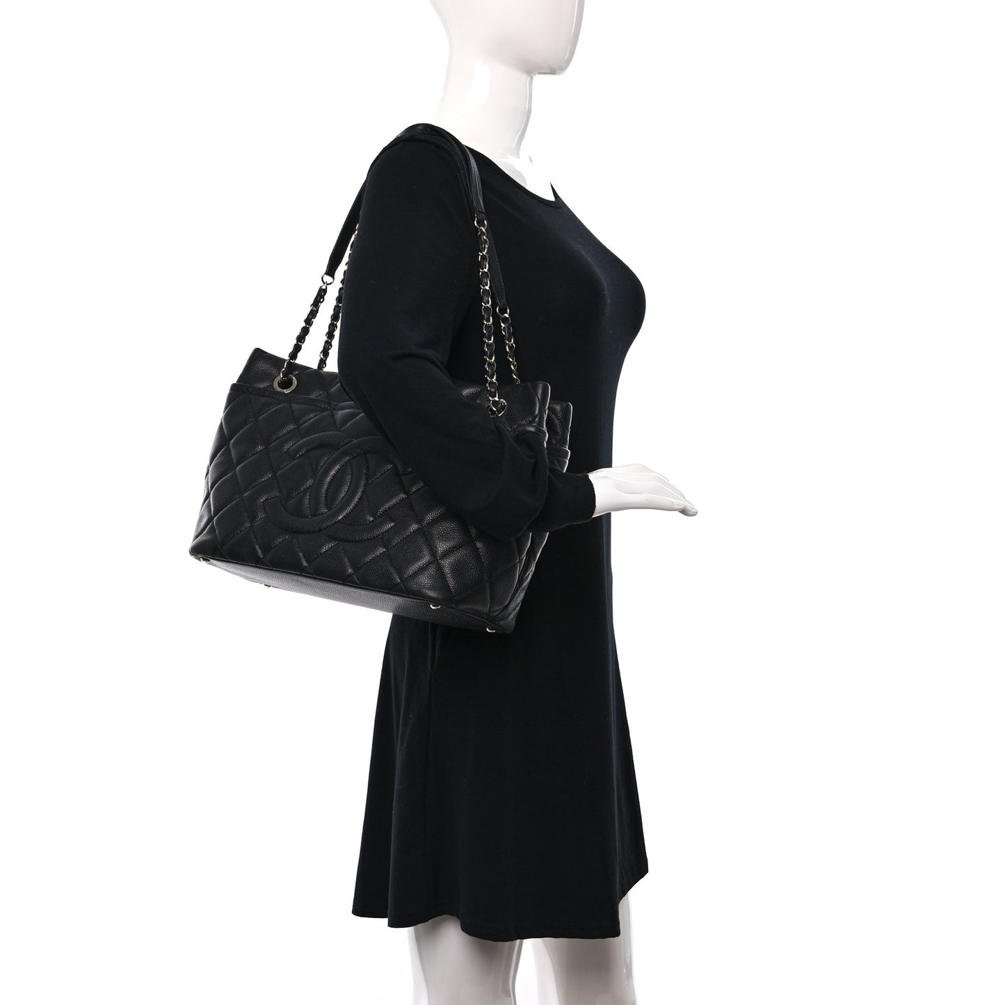 Caviar Quilted CC Timeless Soft Tote Black