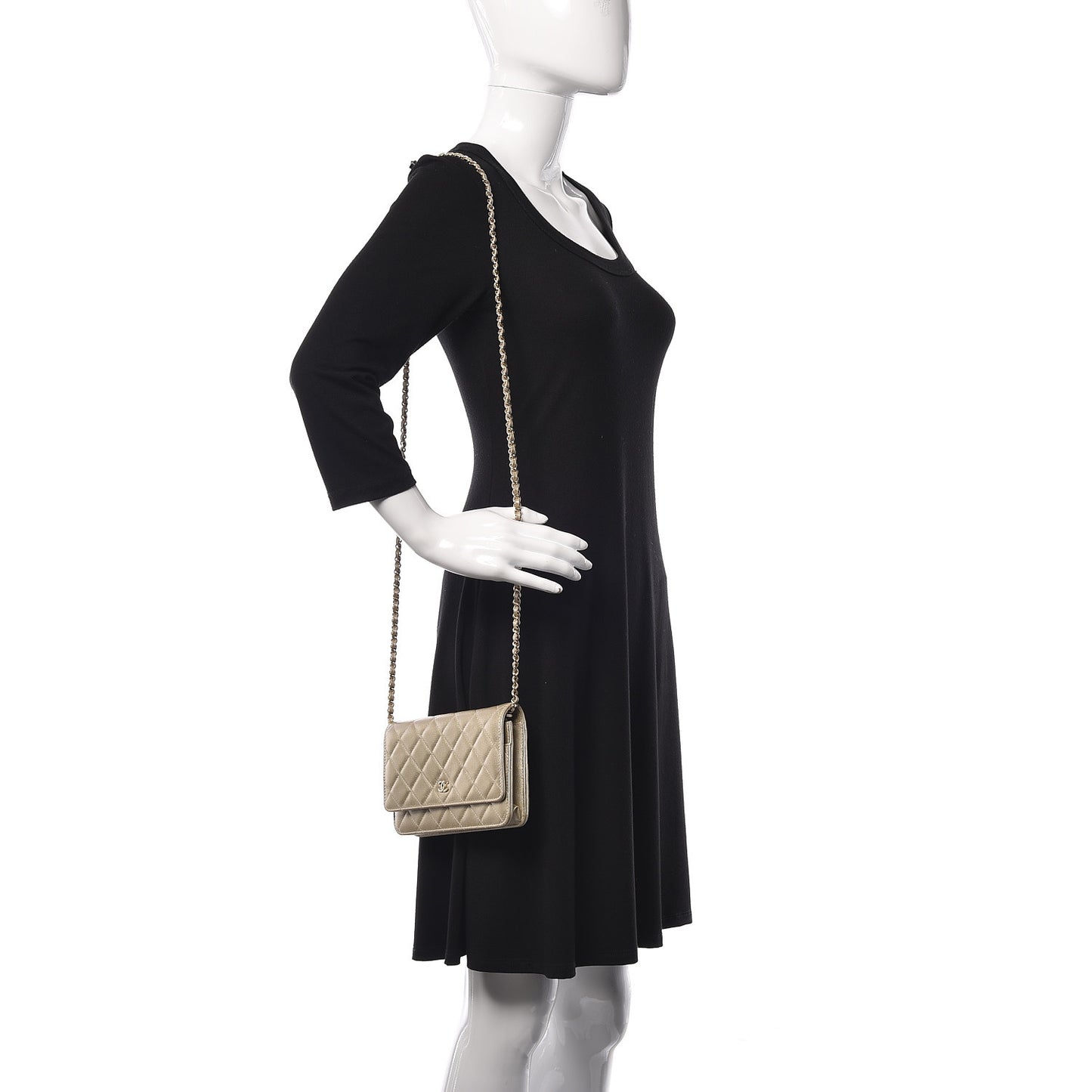 Pearly Caviar Quilted Wallet On Chain WOC Light Gold