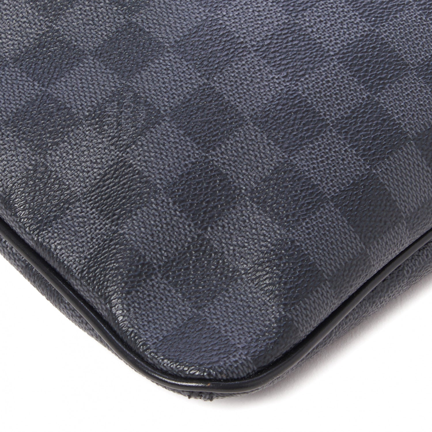 Louis Vuitton Damier Graphite Thomas 6 of 8