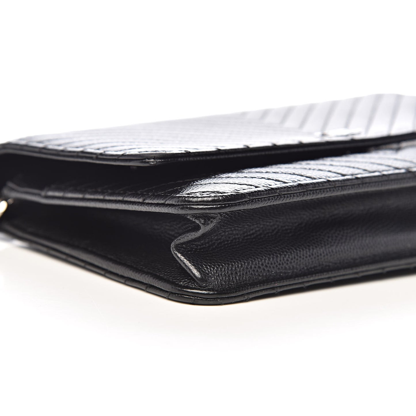 Caviar Chevron Quilted Wallet On Chain WOC Black