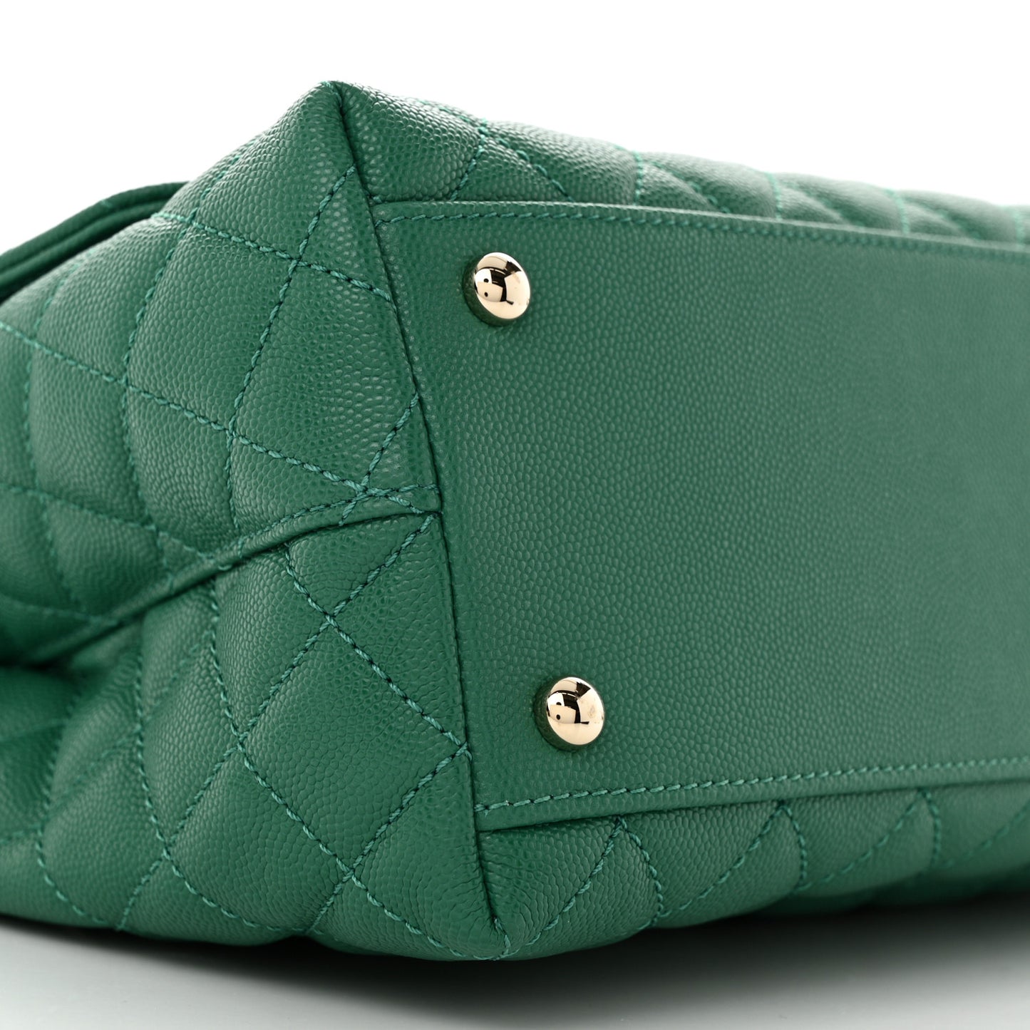 Caviar Quilted Small Coco Handle Flap Green