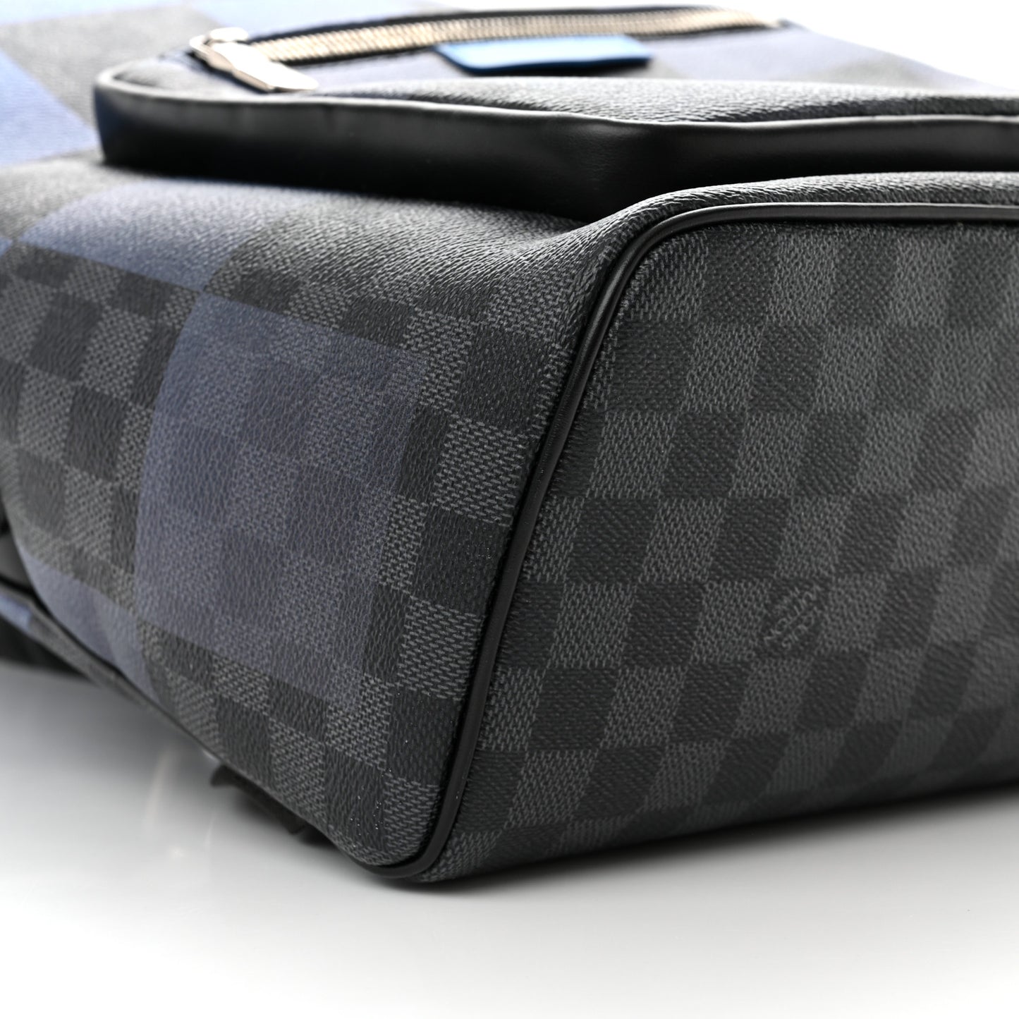 Damier Graphite Giant Josh Backpack Blue