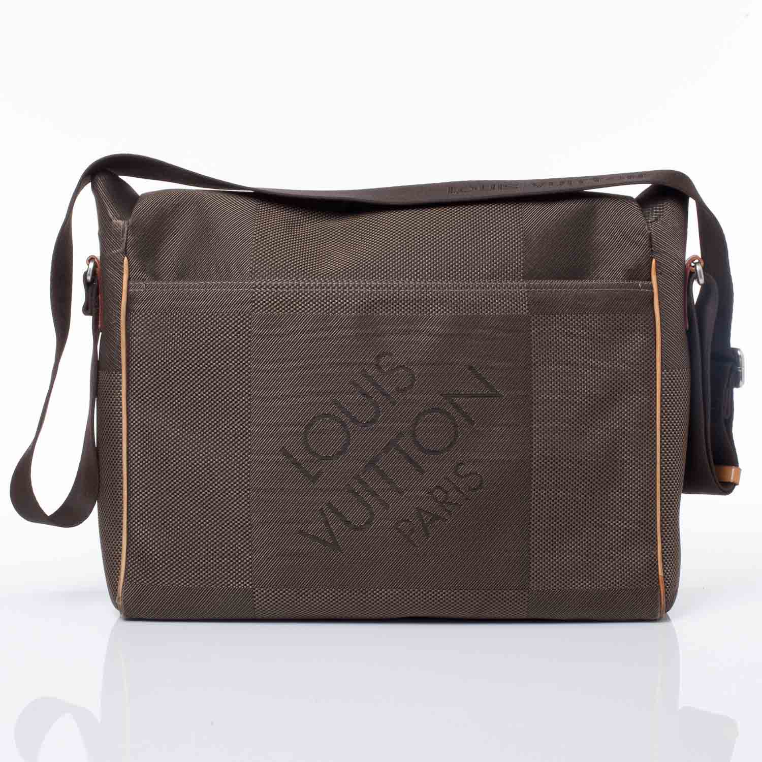 Louis Vuitton Damier Geant Messenger Bag Terre 4 of 8