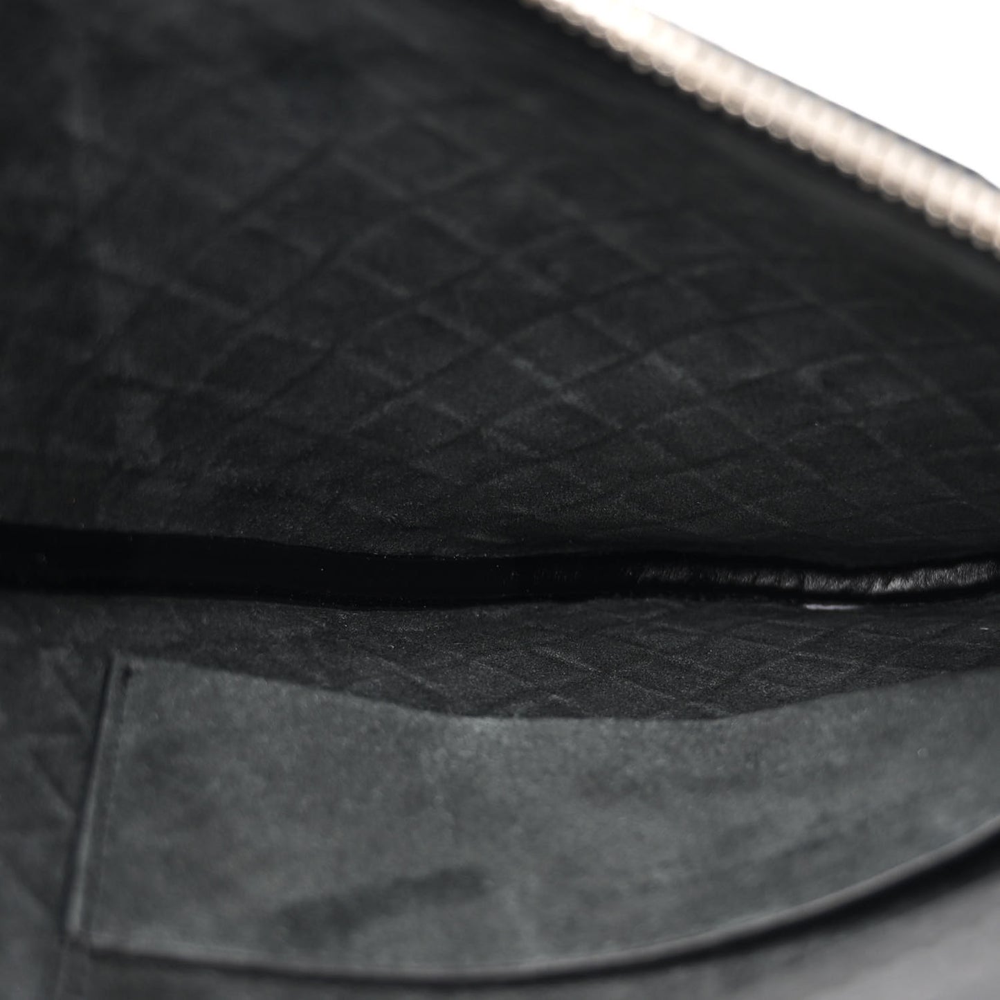 Calfskin Intrecciato Small Virgule Black