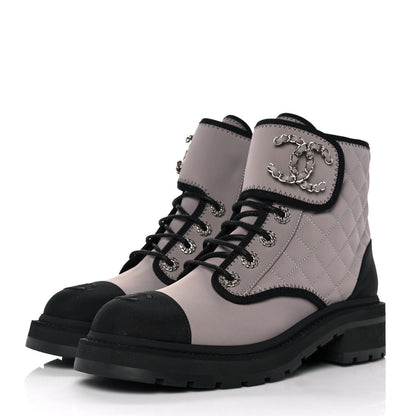 Chanel Fabric Grosgrain Quilted Cap Toe Lace Up Combat Boots 38.5 Gray 3 of 9