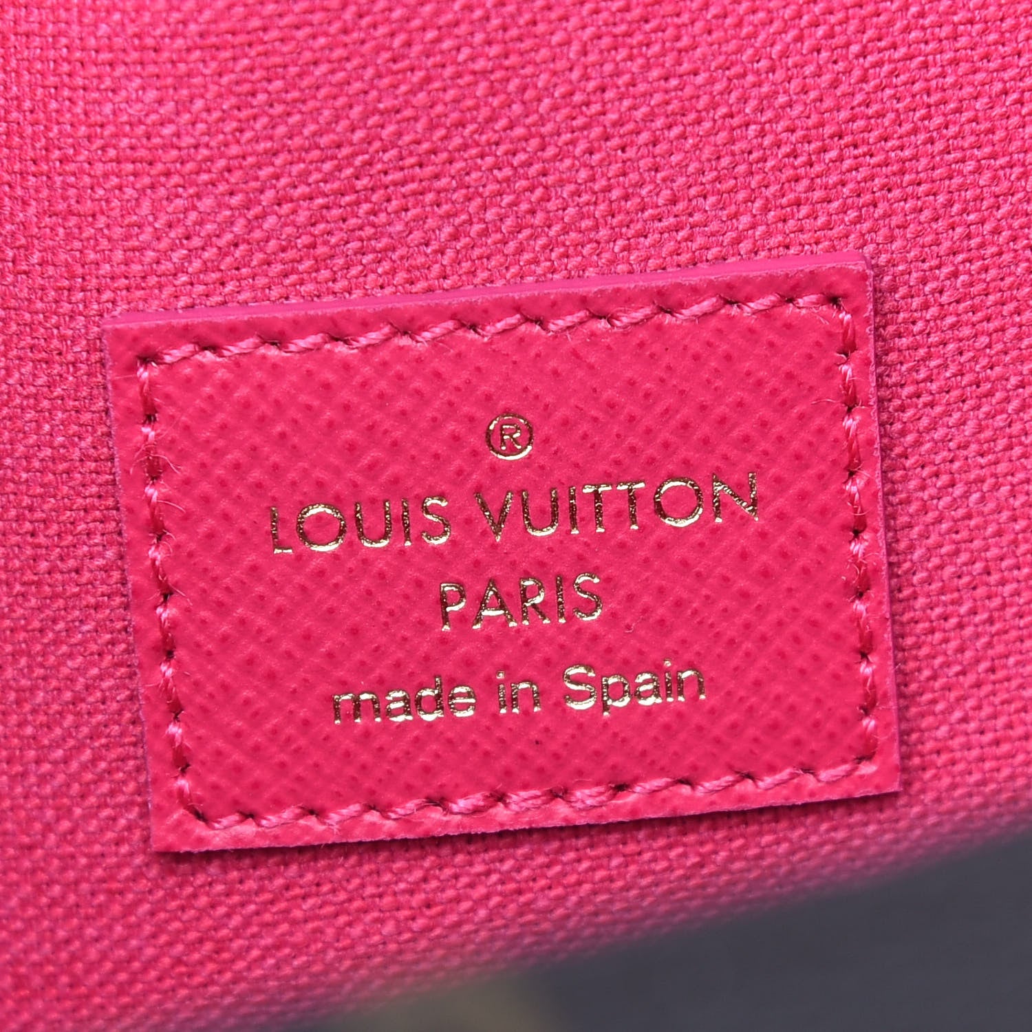 Louis Vuitton Monogram 2021 Christmas Animation Hollywood Pochette Felicie Chain Wallet Fuchsia 7 of 9
