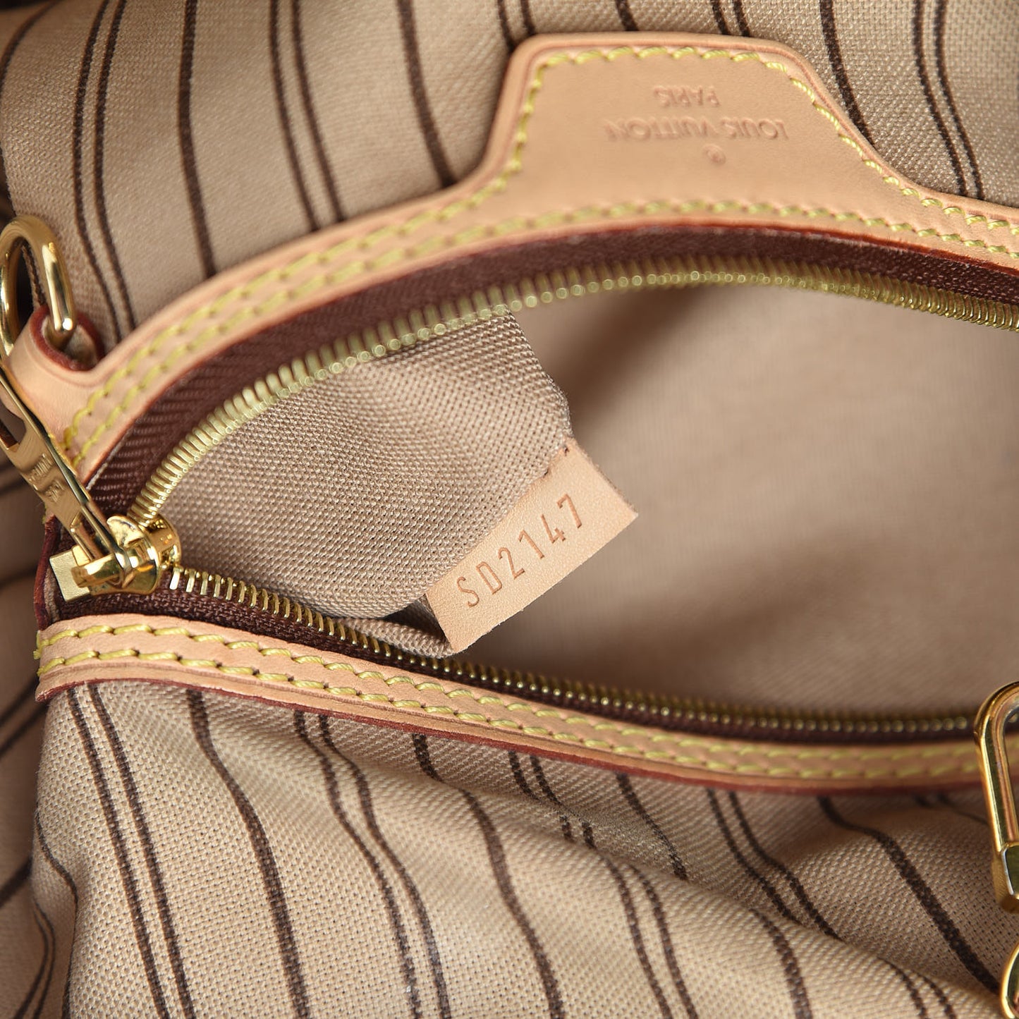 Monogram Delightful MM