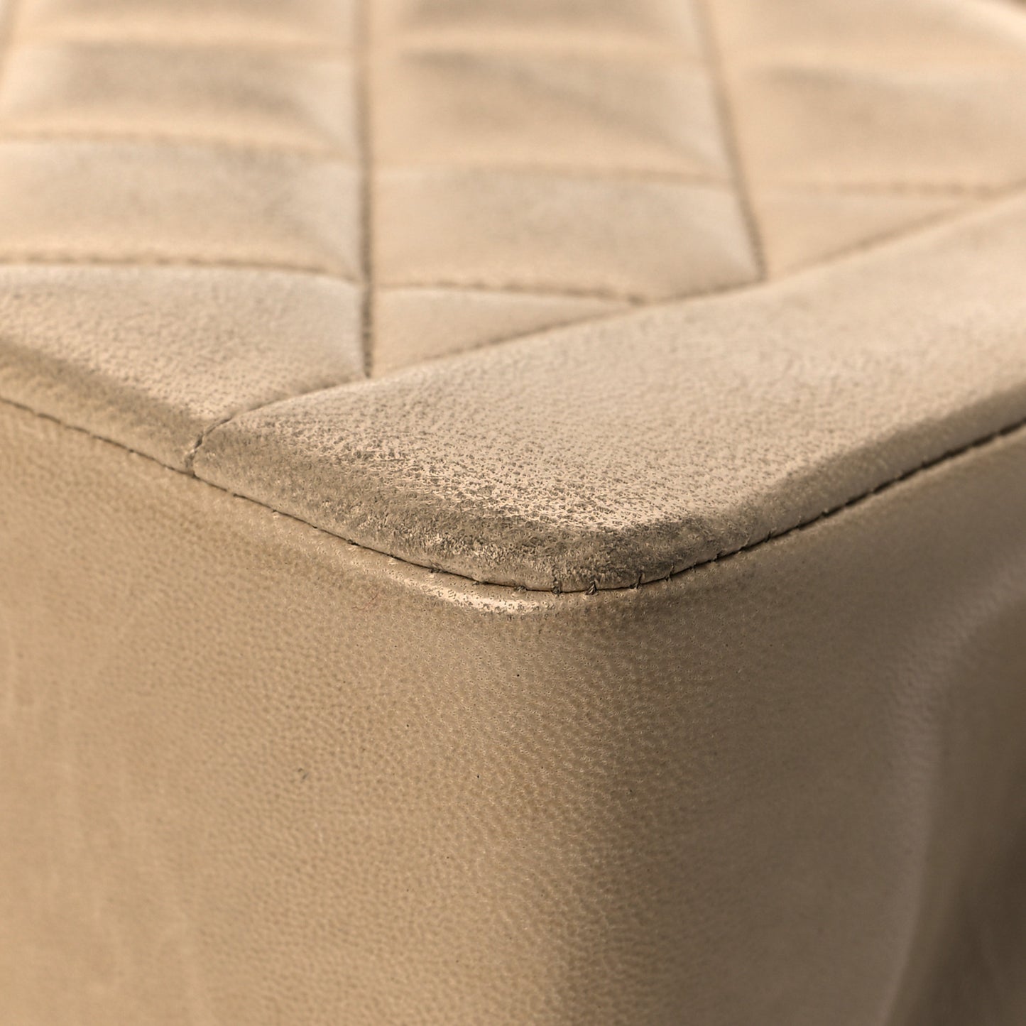 Lambskin Quilted Medium Single Flap Beige