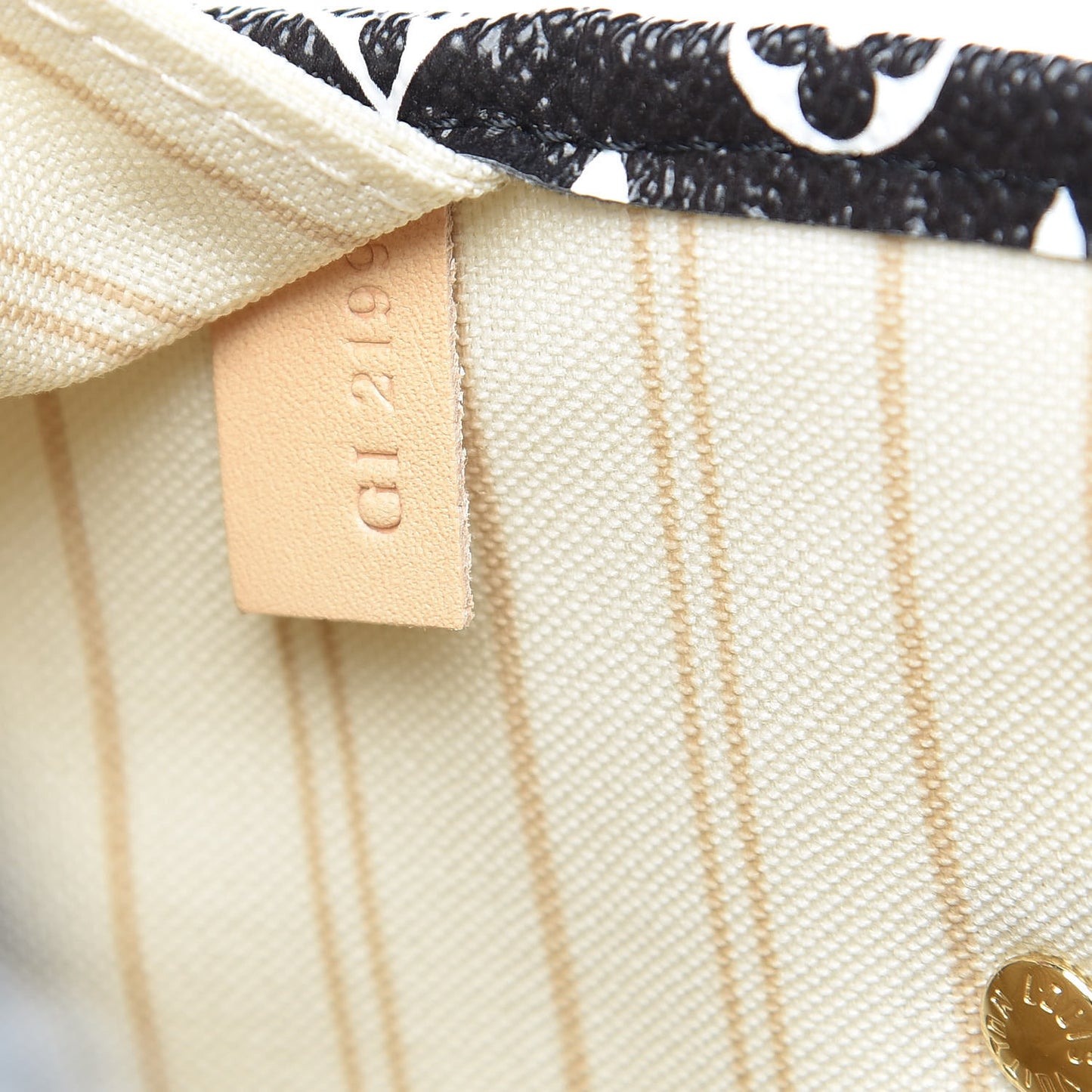 Monogram Giant Jungle Neverfull MM Ivory